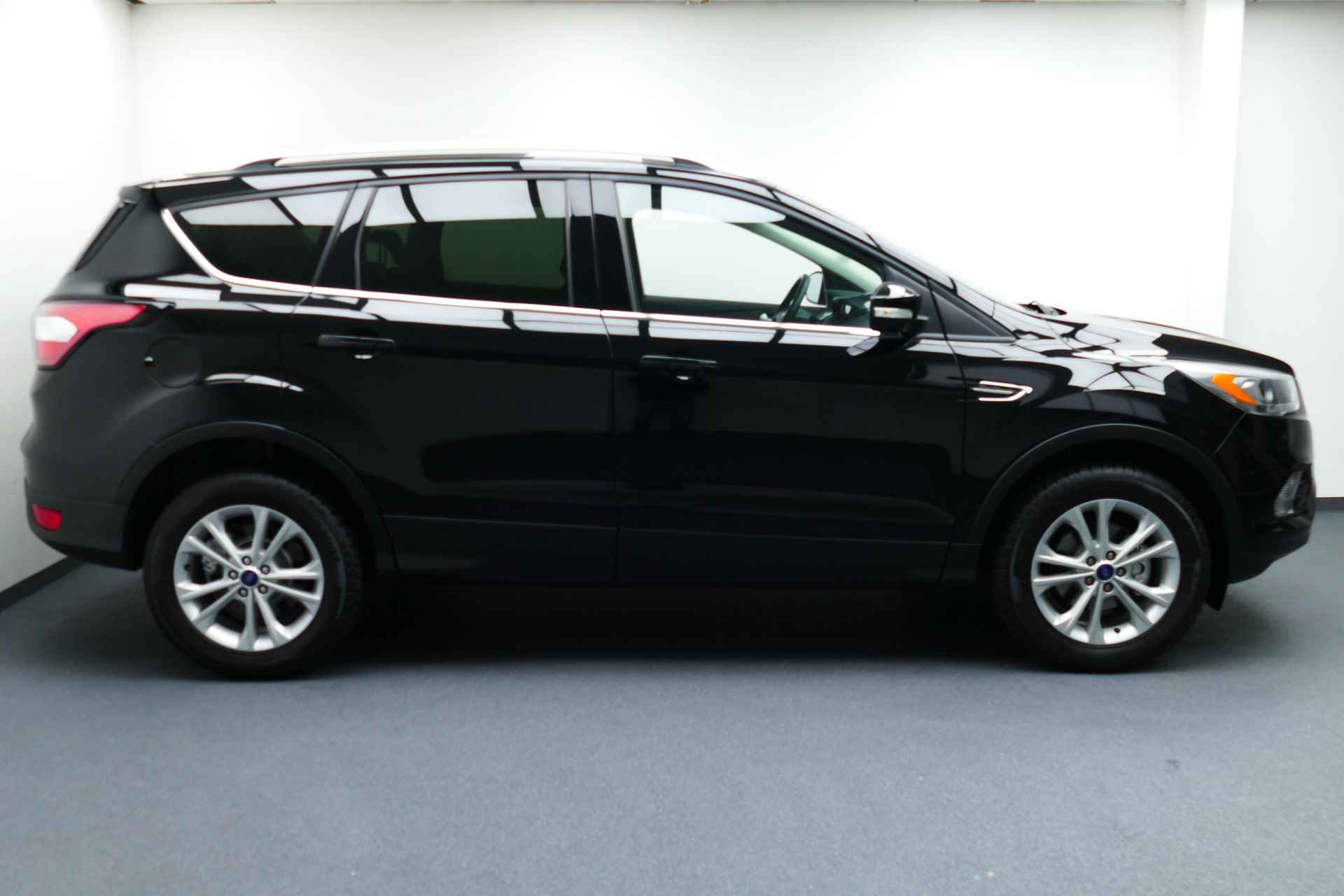 Ford Kuga 1.5 150pk EcoBoost ST Line. Navi, Camera, Clima, Cruise, Stoel&StuurVerw, Haak 2000kg - 9/38