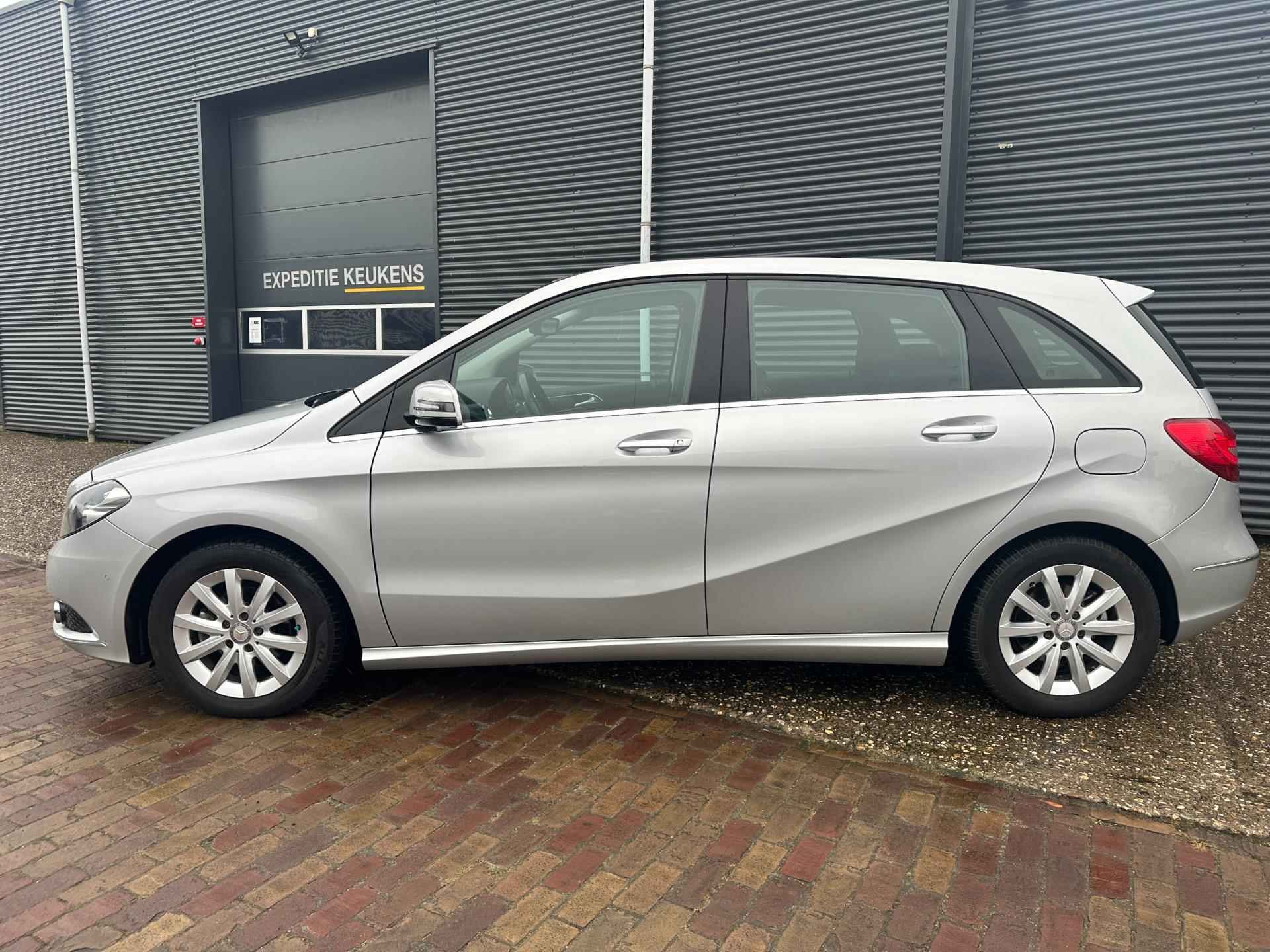 Mercedes-Benz B-klasse 180 Ambition Automaat - 6/30