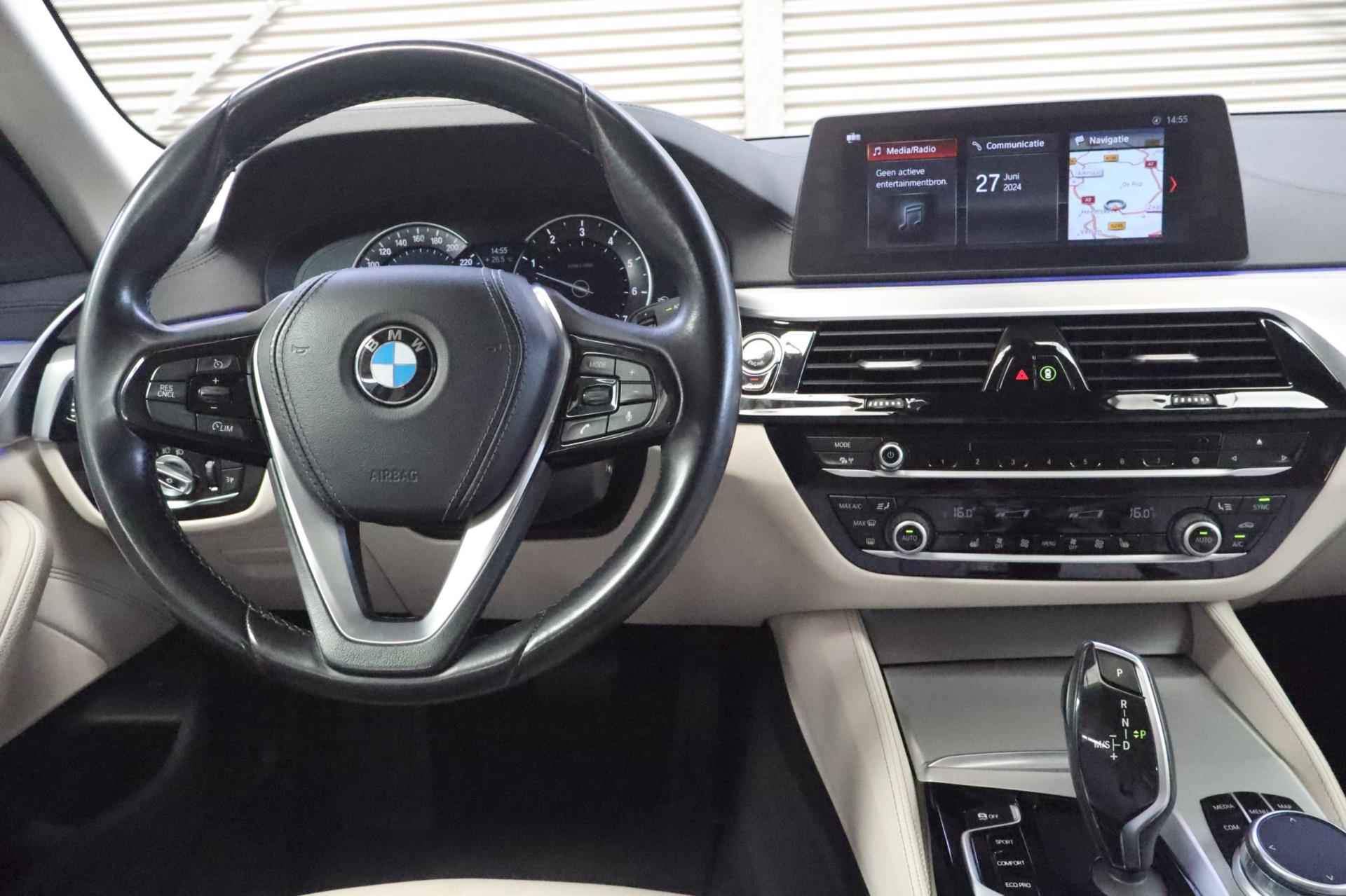 BMW 5-serie 530i High Executive | ORIGINEEL NL! | PDC | CAMERA | TREKHAAK - 12/48