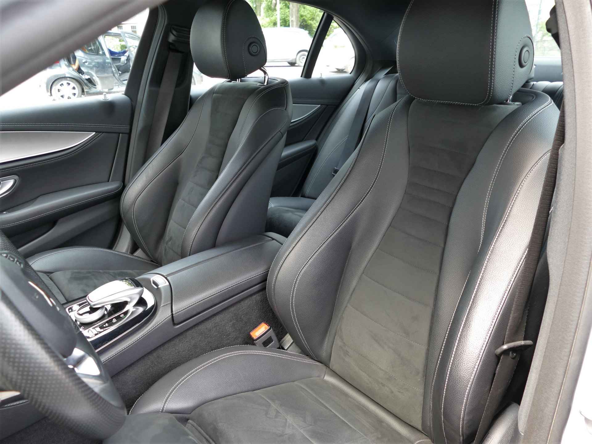 Mercedes-Benz E-Klasse 200 D Business Solution | AMG Style | Wide-screen cockpit | LED koplampen - 5/56