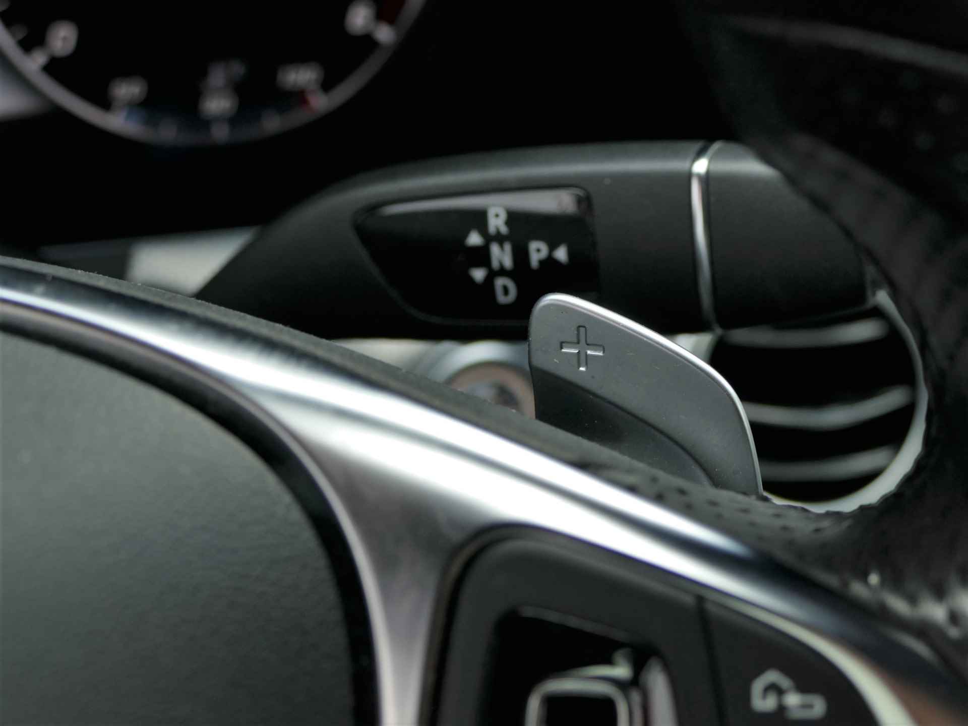 Mercedes-Benz E-Klasse 200 D Business Solution | AMG Style | Wide-screen cockpit | LED koplampen - 19/56