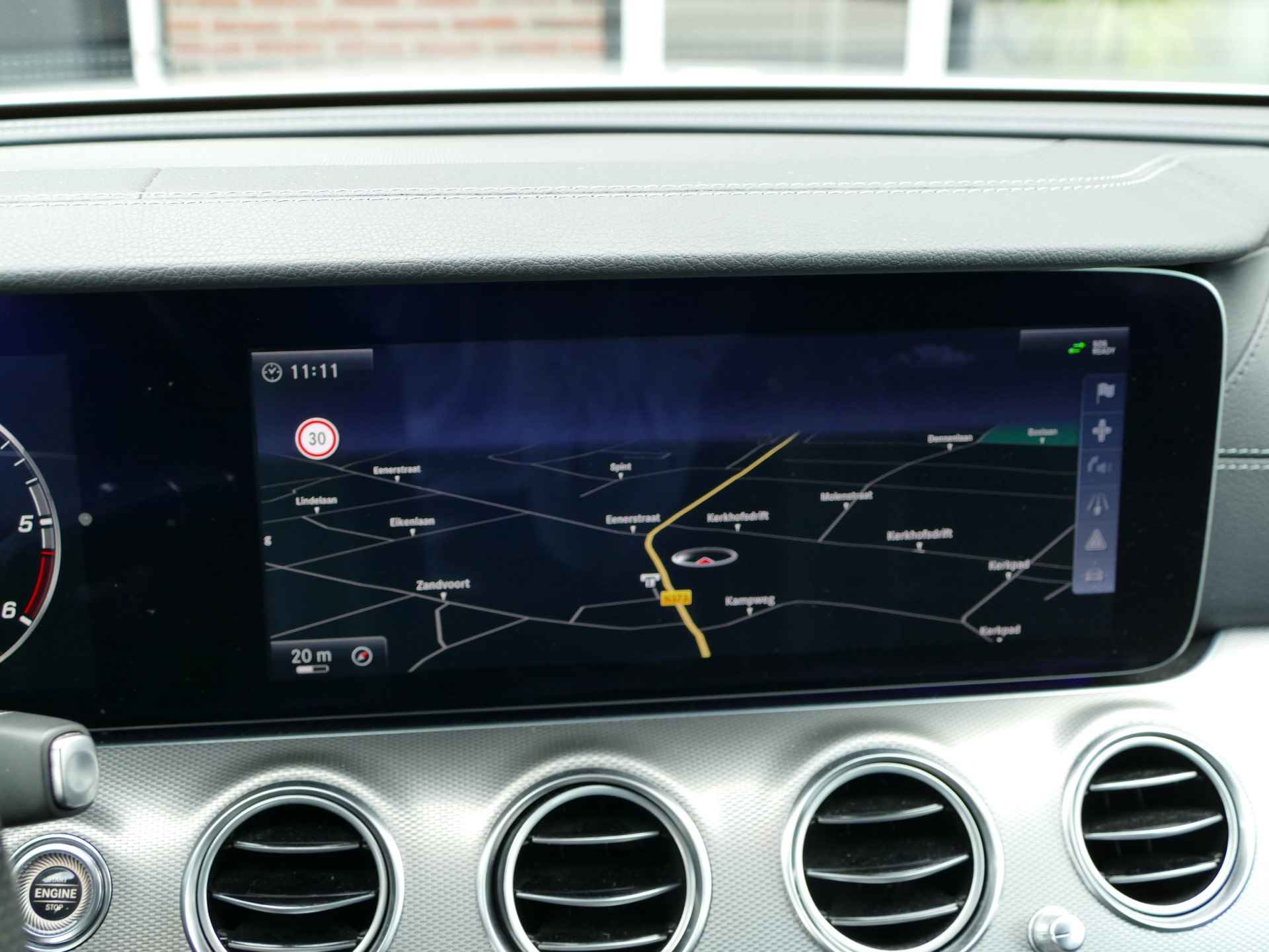 Mercedes-Benz E-Klasse 200 D Business Solution | AMG Style | Wide-screen cockpit | LED koplampen - 25/56