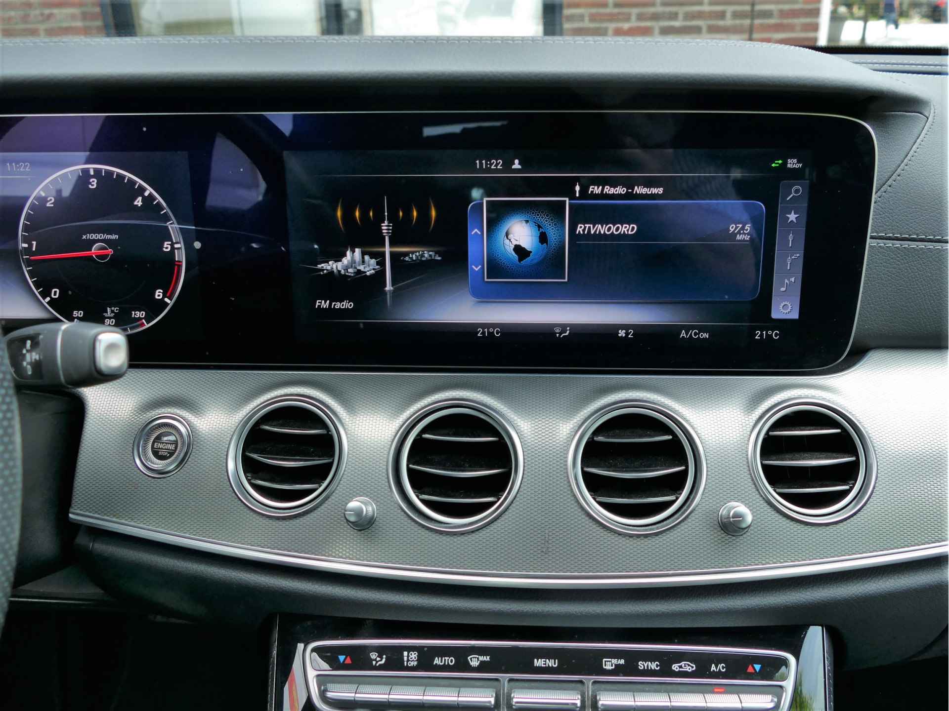 Mercedes-Benz E-Klasse 200 D Business Solution | AMG Style | Wide-screen cockpit | LED koplampen - 26/56