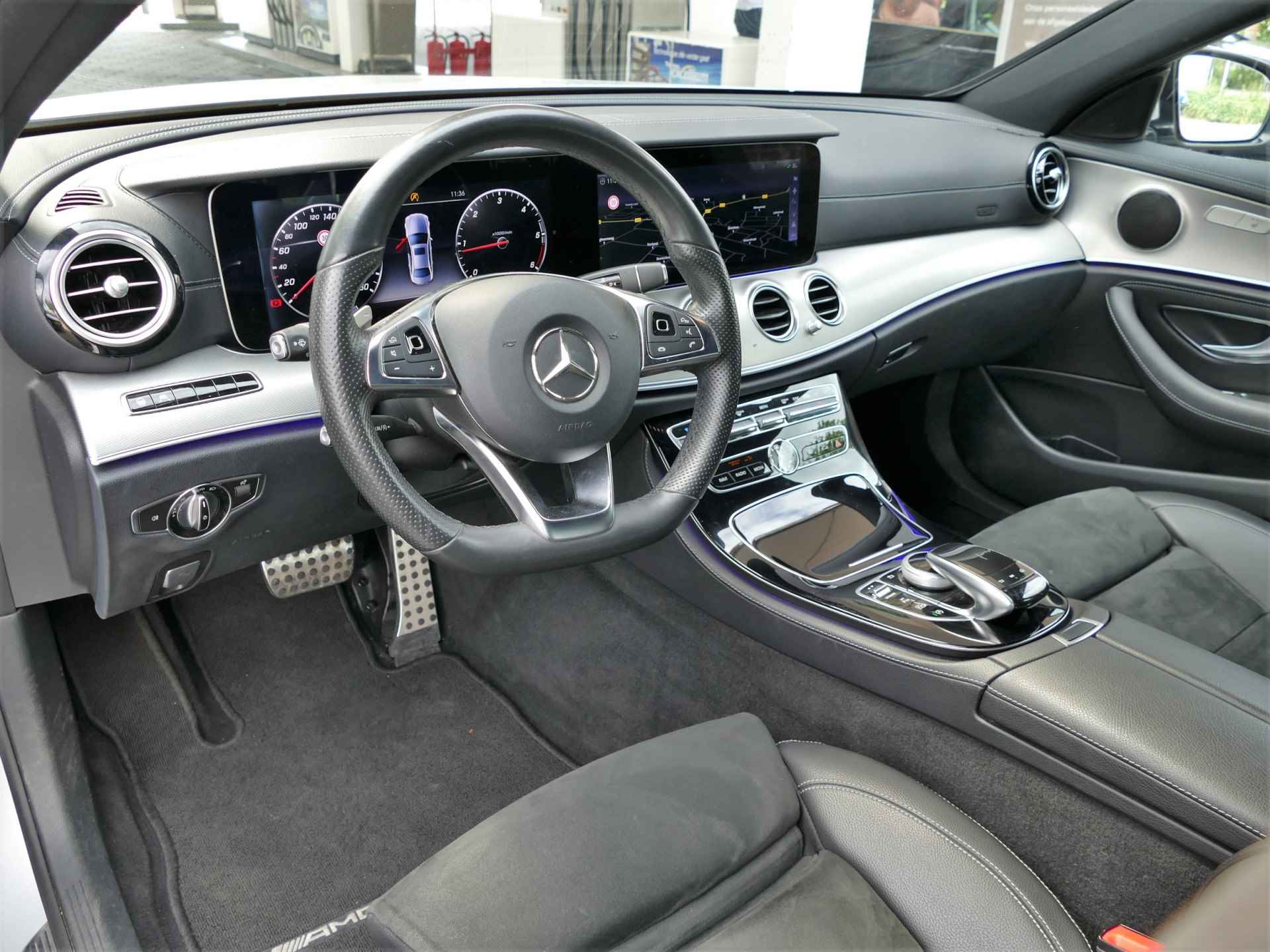 Mercedes-Benz E-Klasse 200 D Business Solution | AMG Style | Wide-screen cockpit | LED koplampen - 33/56