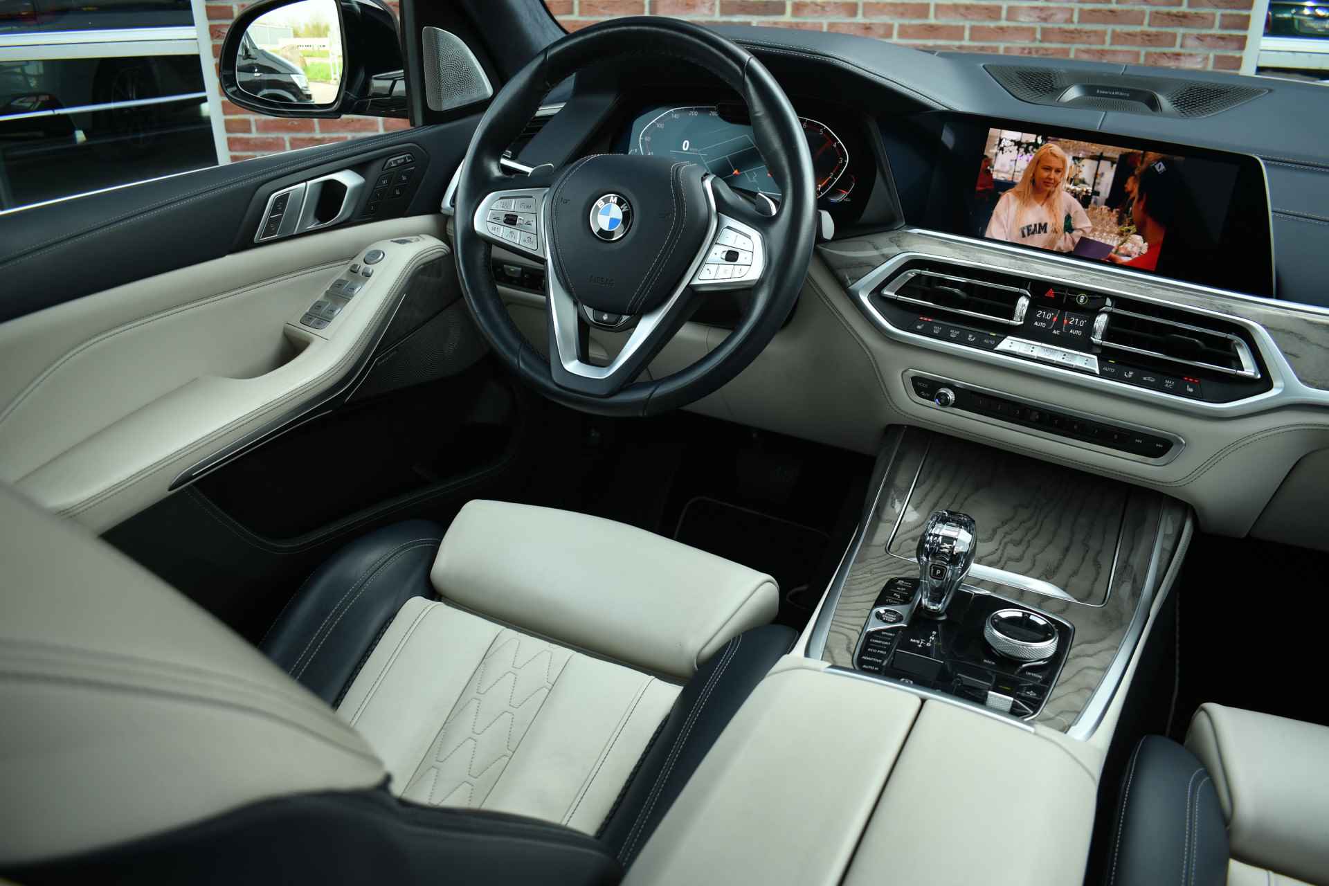 BMW X7 xDrive40i 340pk 6p Skylounge B&W 2xTV Exe-DrivePro Massage Soft-close - 3/130