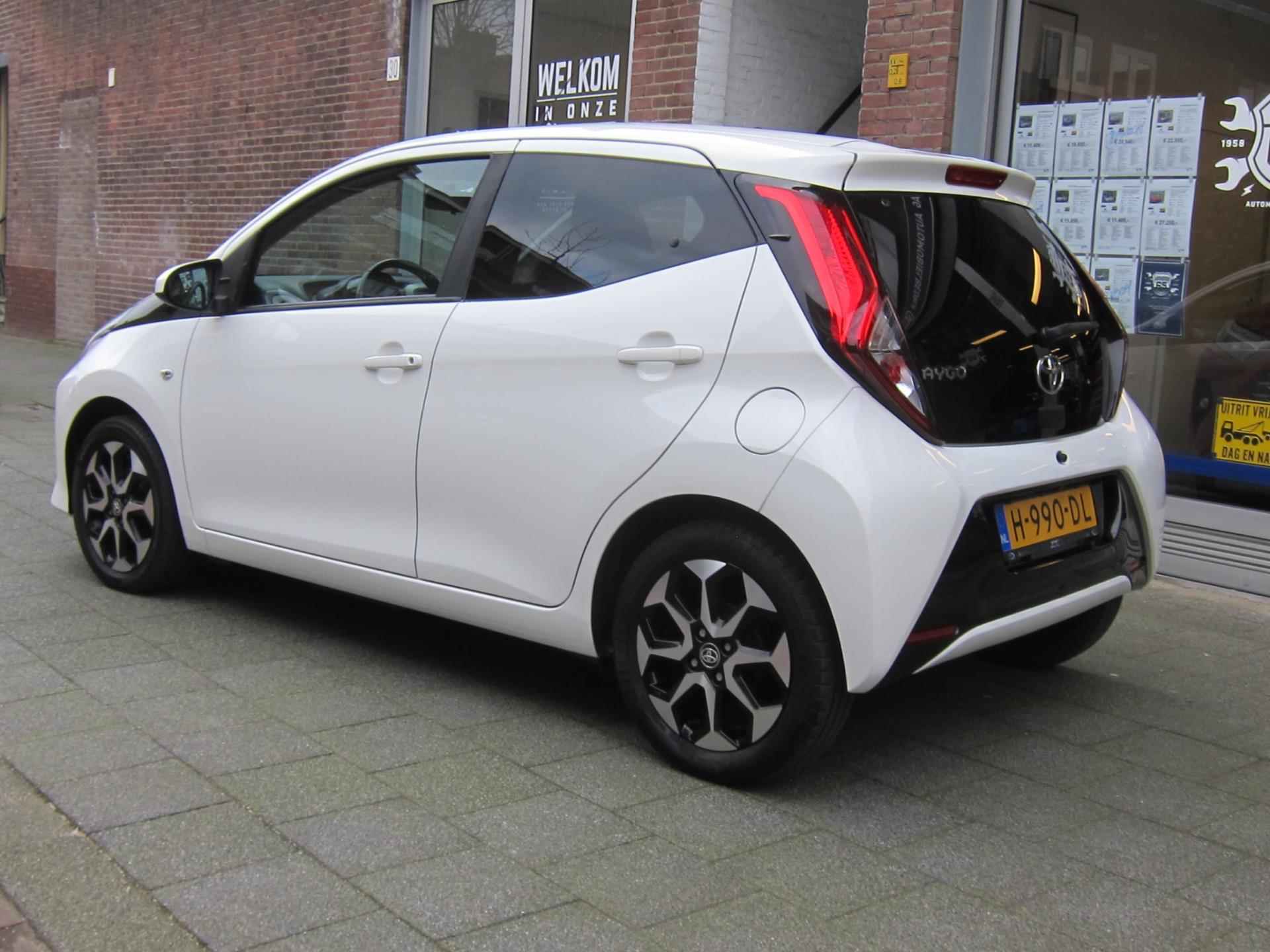 Toyota Aygo 1.0 VVT-i x-joy All In Prijs Bovaggarantie - 5/27