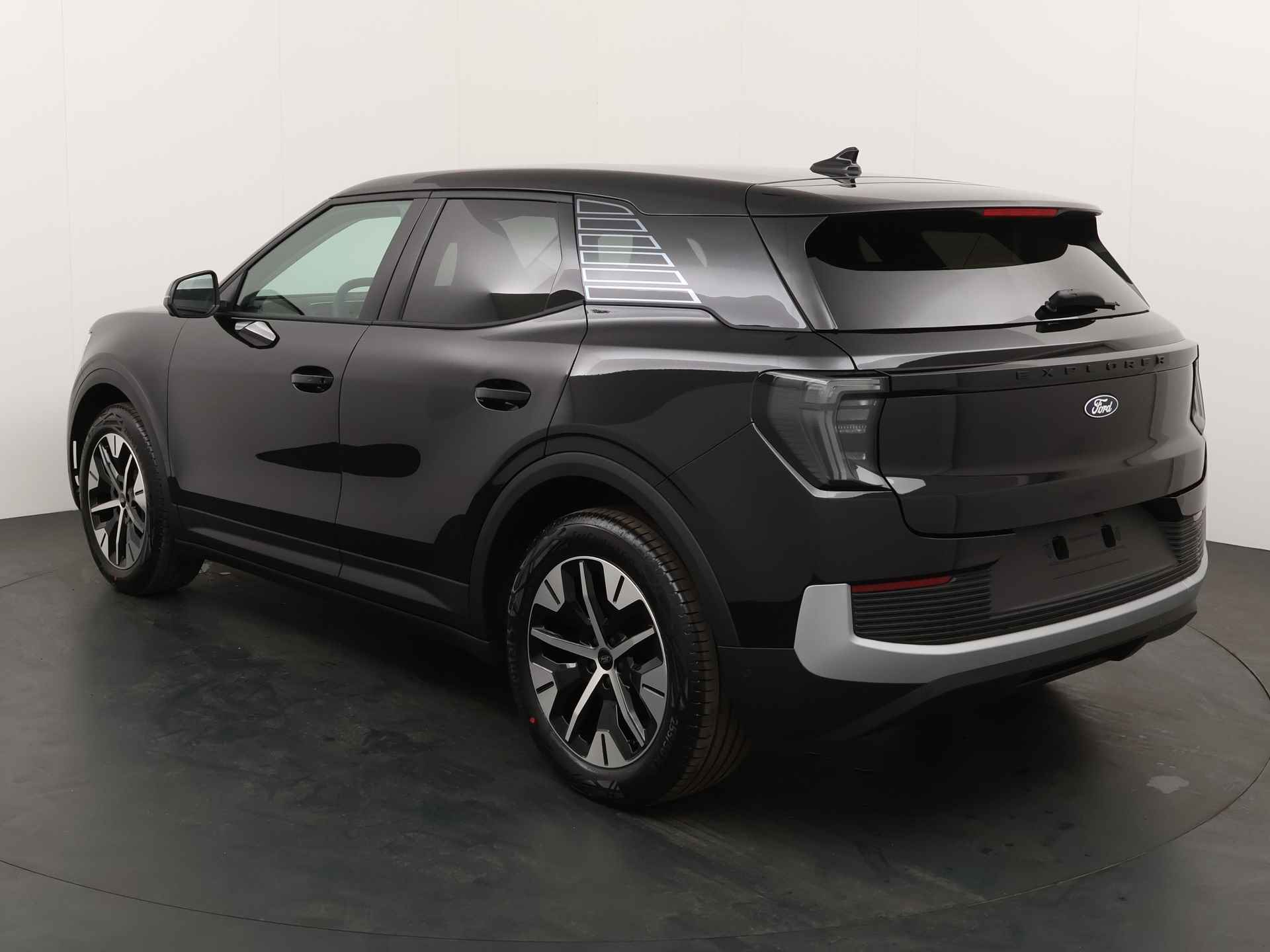 Ford Explorer EV RWD 77 kWh | Driver Assist | - 3/21