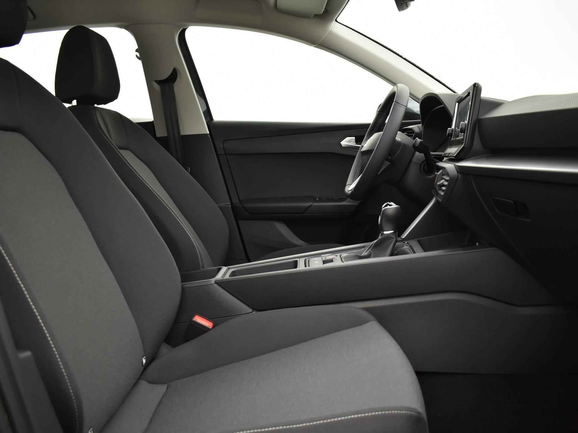 SEAT Leon 1.0TSI PRIVATE LEASE ACTIE € 529 PER MAAND | 17 Inch Black | Grill Black | - 11/19