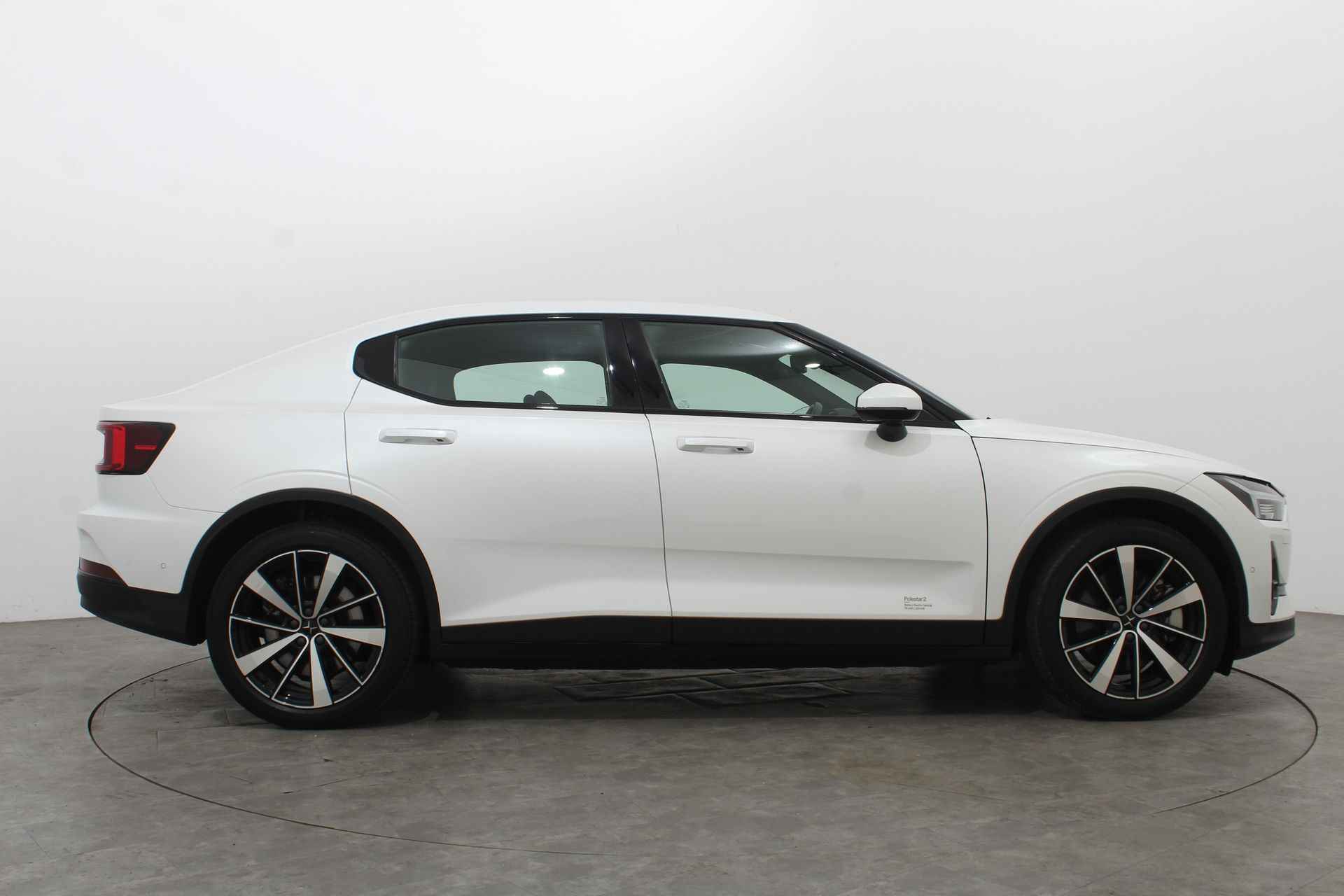 Polestar 2 LR DUAL MOTOR 408PK PILOT PLUS 78KWH | Panoramadak | 360 Camera - 17/62