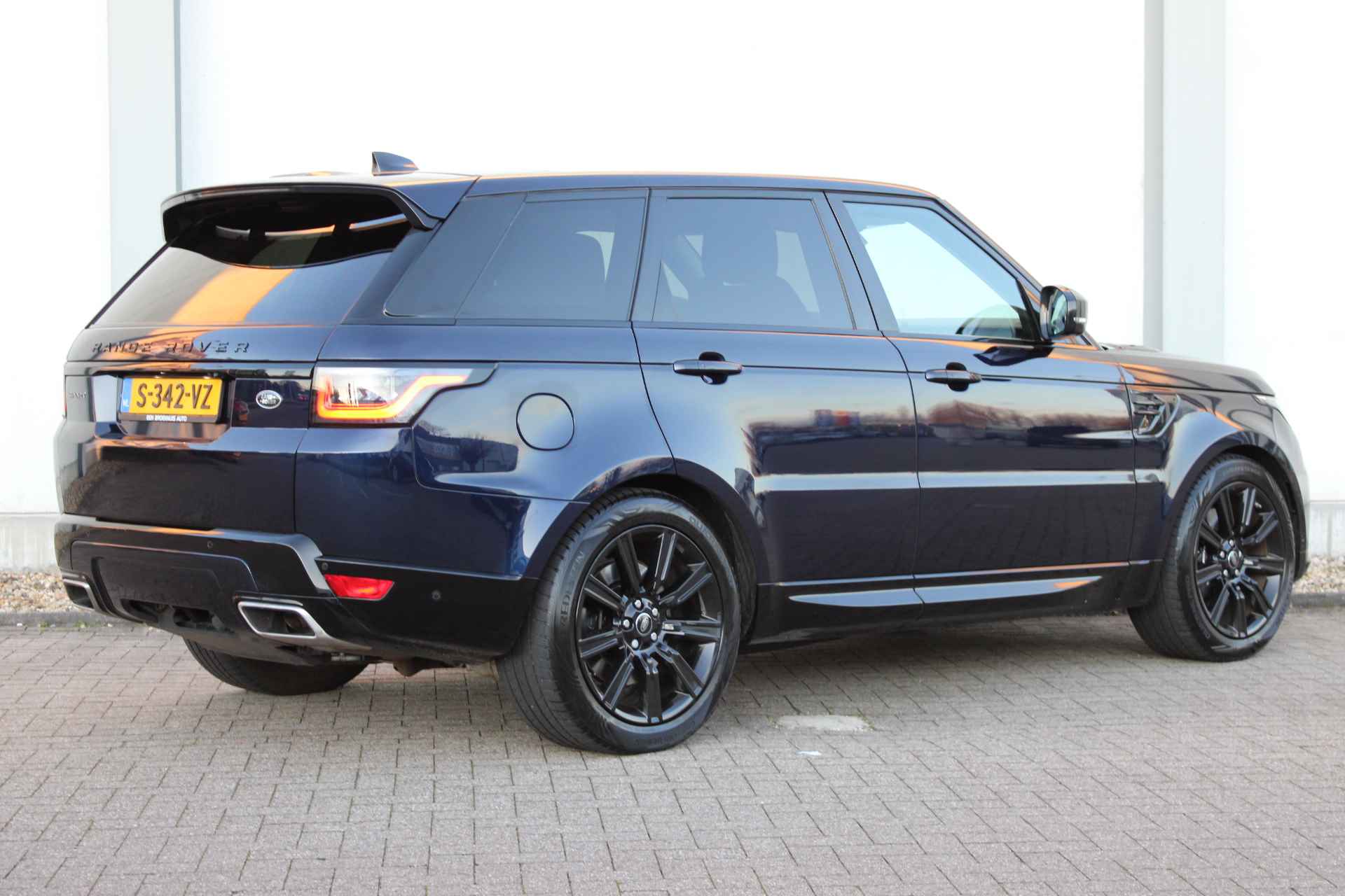 Land Rover Range Rover Sport P400e Limited Edition 4WD | cruise control adaptief met Stop&Go en stuurhulp | dodehoek detectie | elektrisch bedienbare achterklep met sensorsturing - 3/47