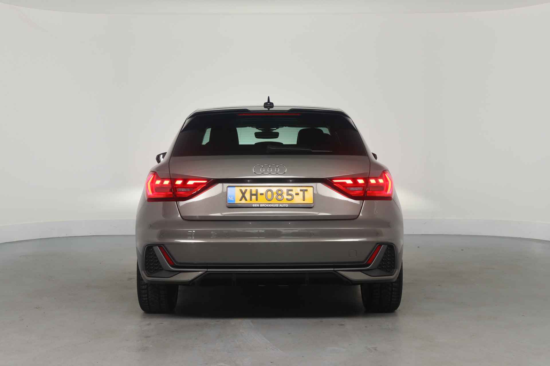 Audi A1 Sportback 30 TFSI S Line Pro Line | Virtual Cockpit | Parkeersensoren | LED | Dealer Onderhouden | 17inch Lichtmetalen velgen - 4/38