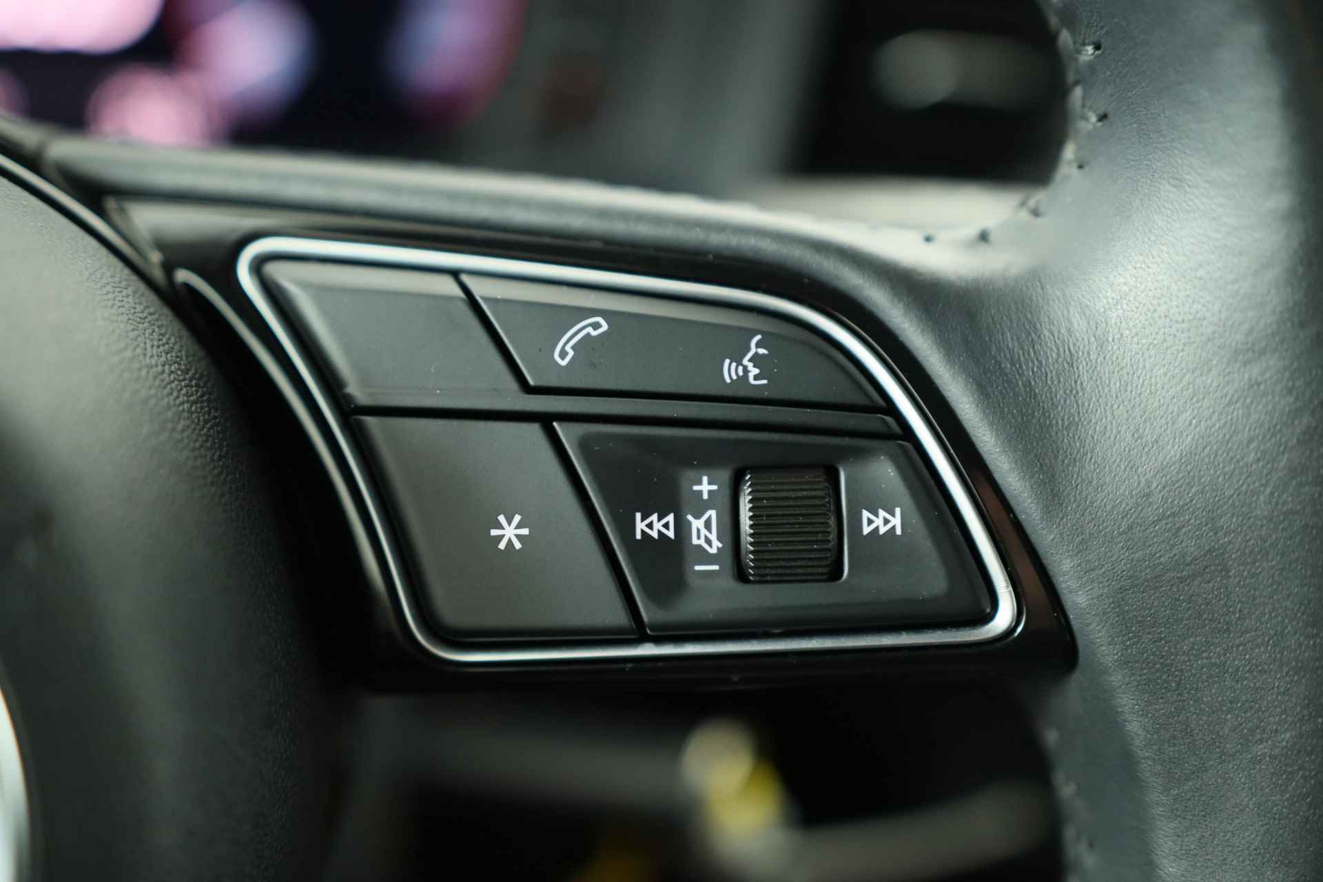 Audi A1 Sportback 30 TFSI S Line Pro Line | Virtual Cockpit | Parkeersensoren | LED | Dealer Onderhouden | 17inch Lichtmetalen velgen - 19/38