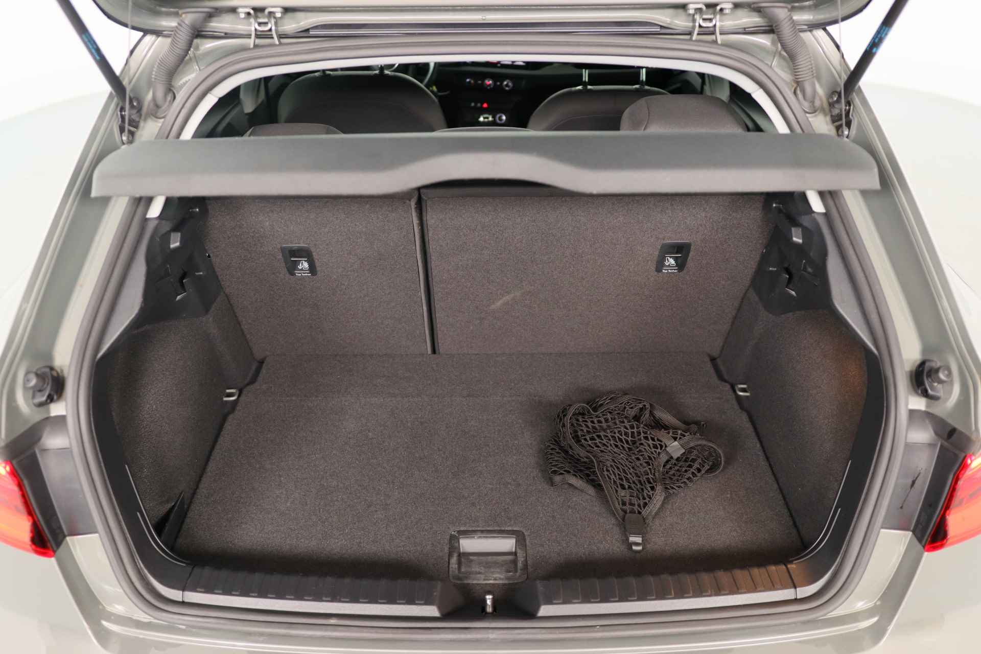 Audi A1 Sportback 30 TFSI S Line Pro Line | Virtual Cockpit | Parkeersensoren | LED | Dealer Onderhouden | 17inch Lichtmetalen velgen - 25/38
