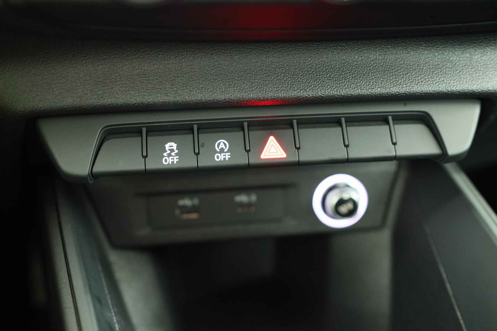 Audi A1 Sportback 30 TFSI S Line Pro Line | Virtual Cockpit | Parkeersensoren | LED | Dealer Onderhouden | 17inch Lichtmetalen velgen - 36/38