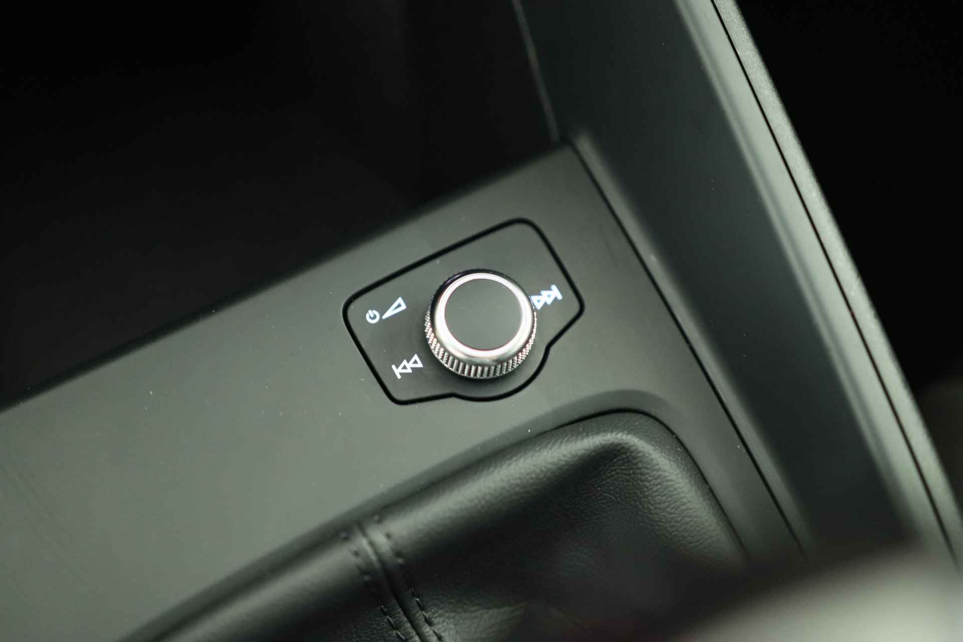 Audi A1 Sportback 30 TFSI S Line Pro Line | Virtual Cockpit | Parkeersensoren | LED | Dealer Onderhouden | 17inch Lichtmetalen velgen - 37/38