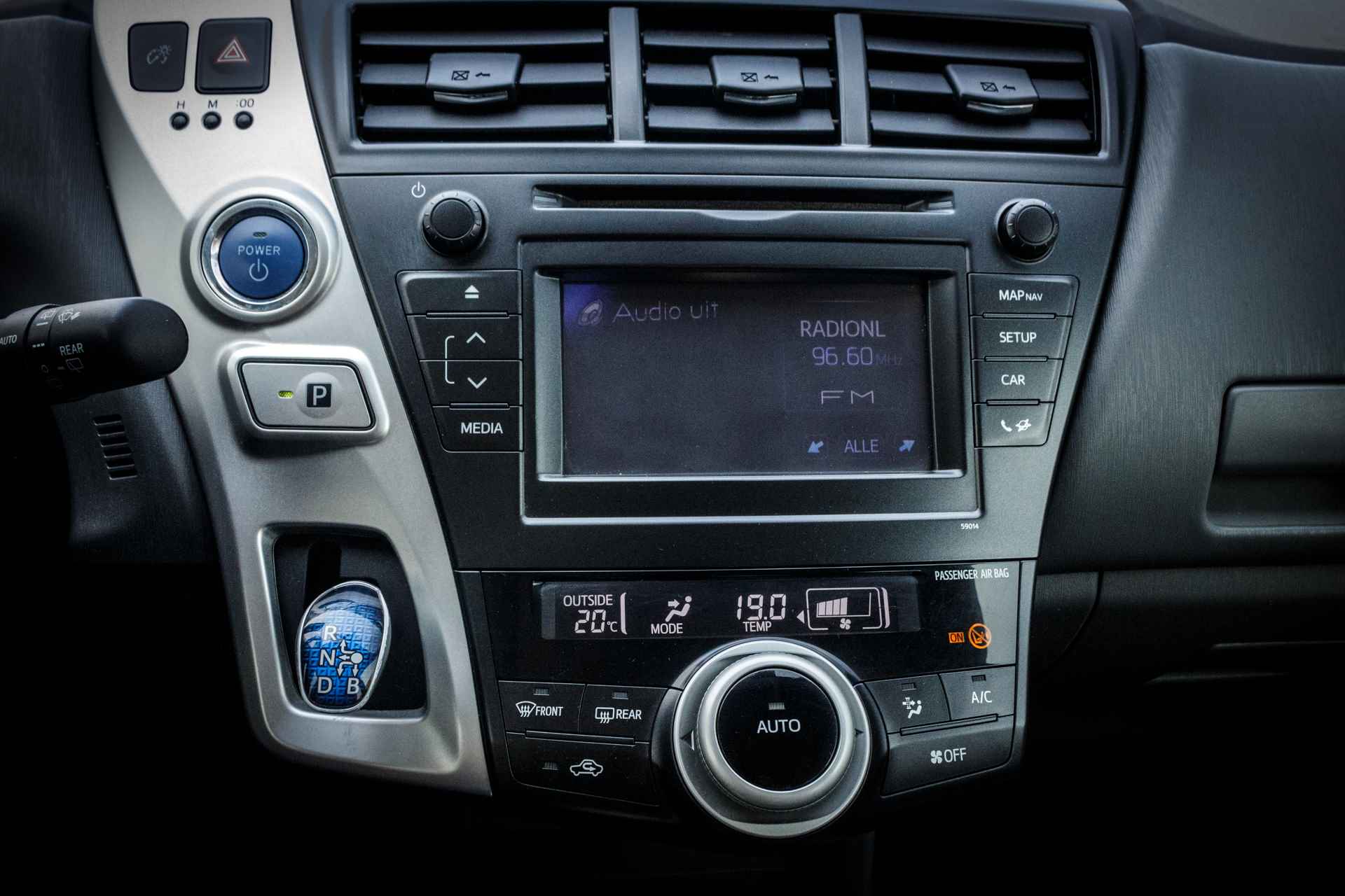 Toyota Prius Wagon 1.8 136 PK Aspiration RIJKLAAR AUTOMAAT 7 PERS. | Panodak | Cr  Control | Clima| Achter Camera | - 22/28