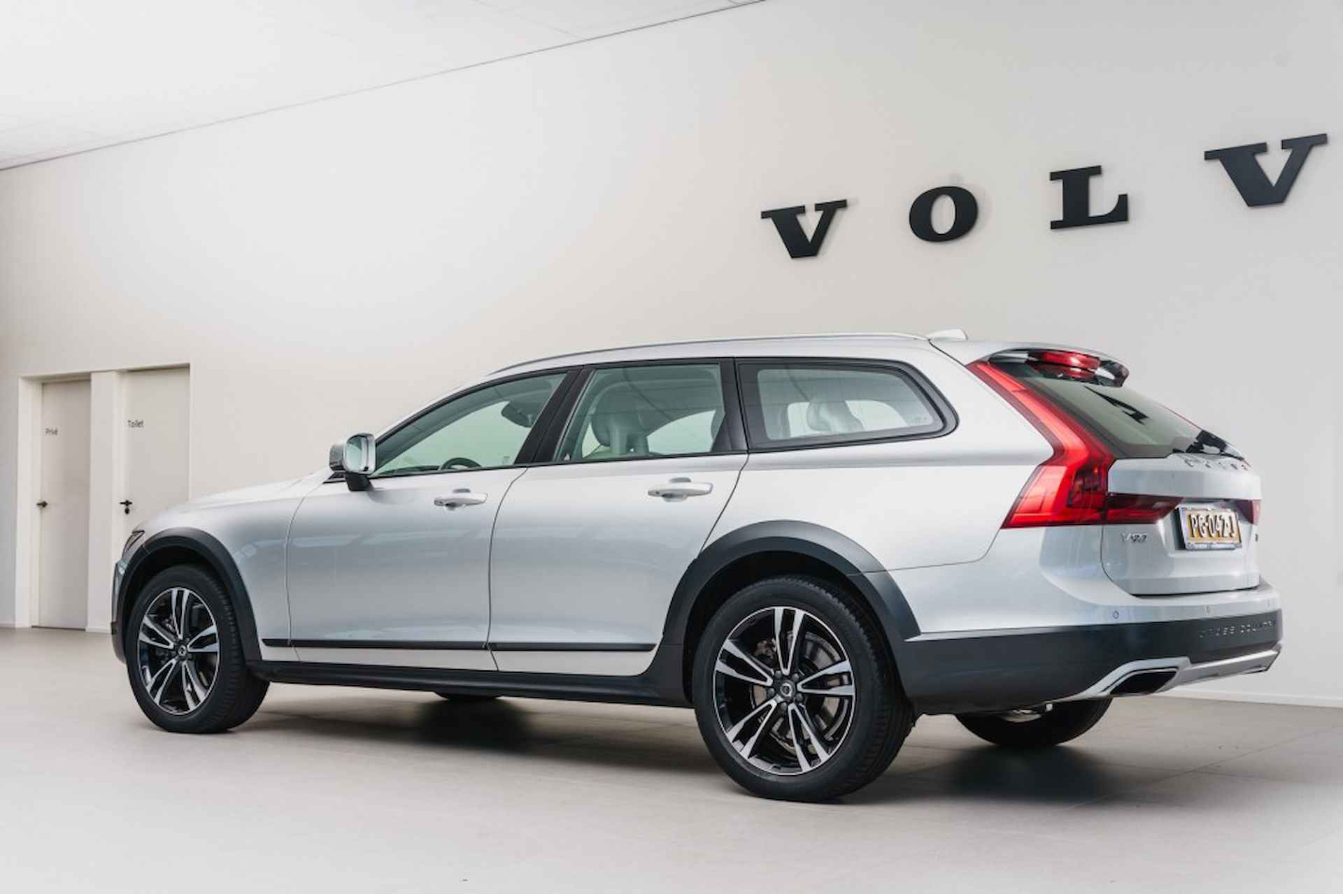 VOLVO V90 Cross Country T5 AWD Pro Inscription - 3/23