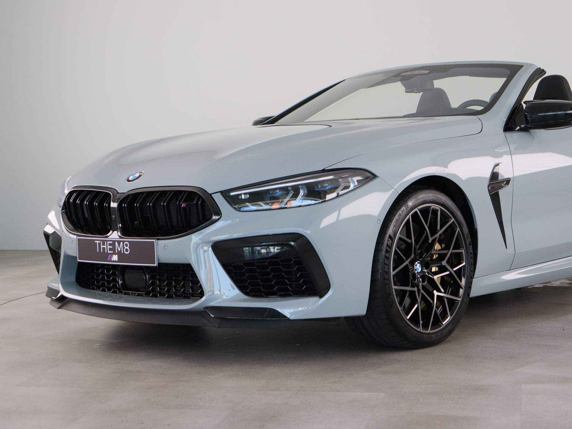 BMW M8 Competition Cabrio - 31/35