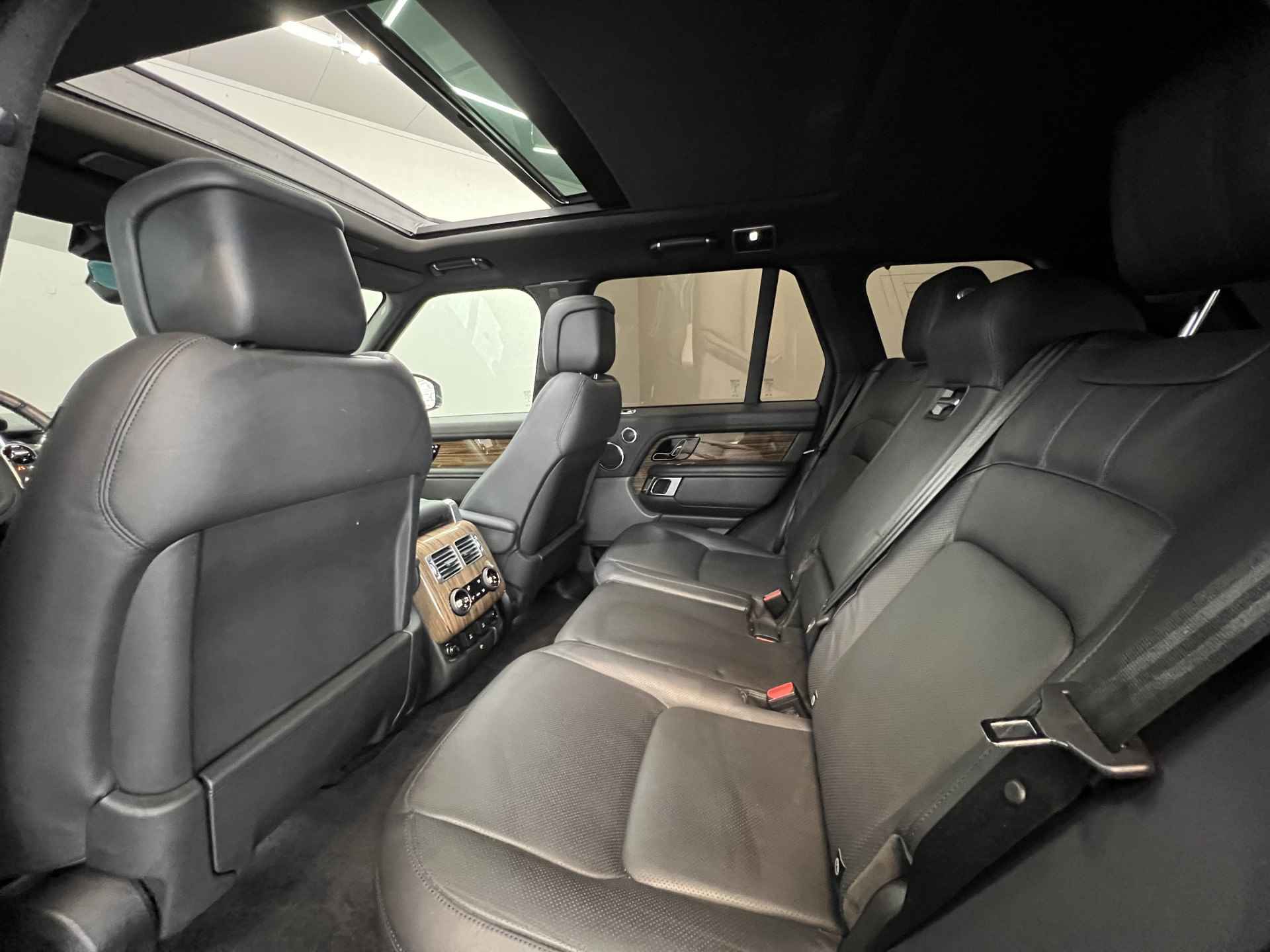 Land Rover Range Rover 2.0 P400e Vogue ✅ PanoramaDak ✅Sfeerverlichting ✅Meridian ✅Camera - 39/75