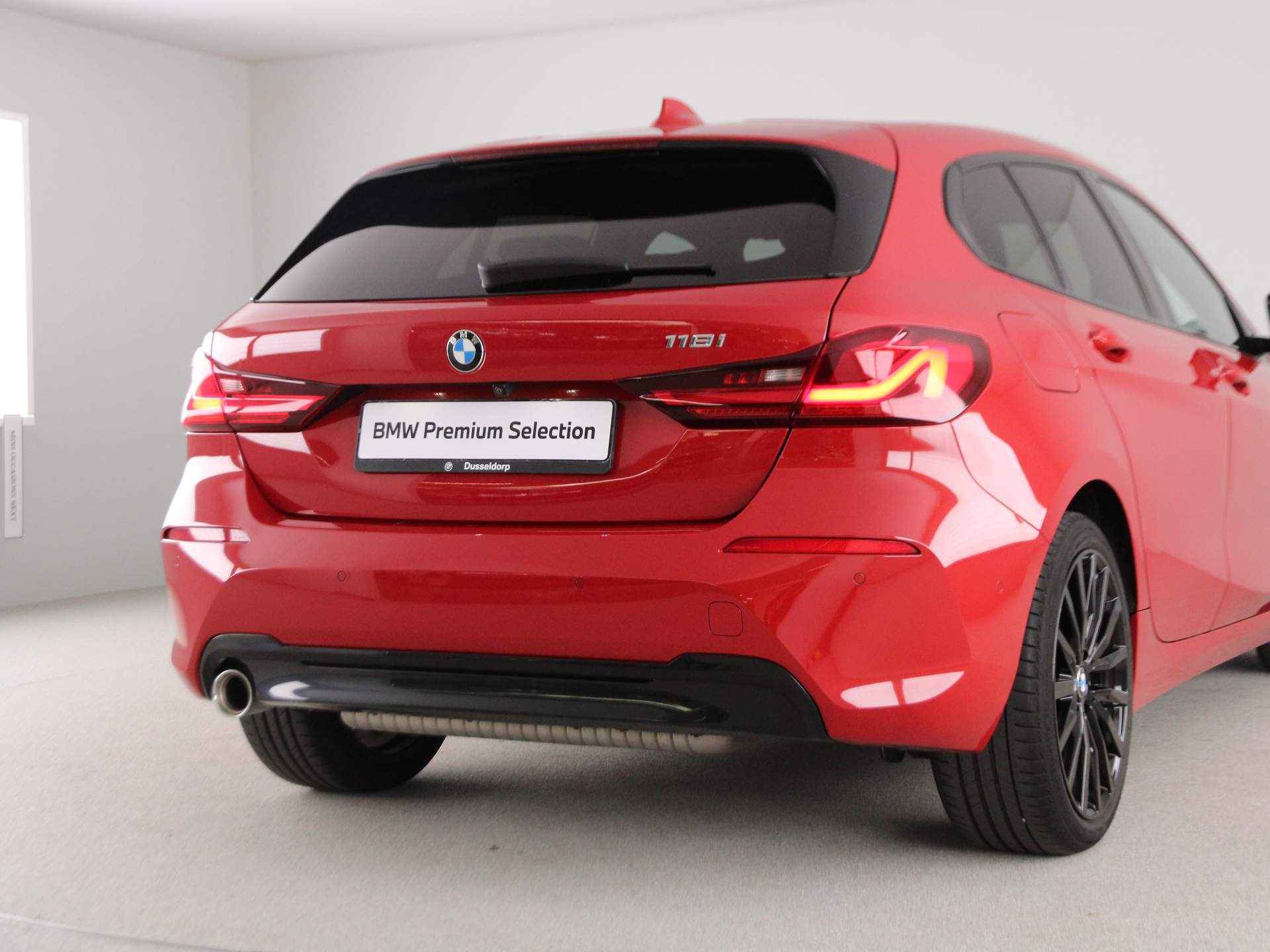 BMW 1 Serie 118i Executive Edition - 20/23