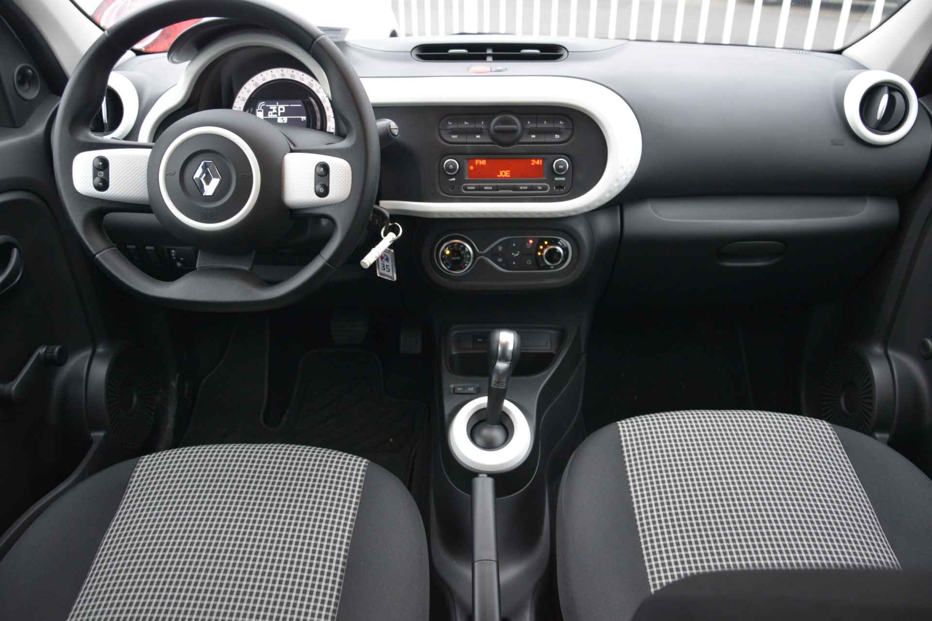 Renault Twingo Z.E. R80 | €13.450 na subsidie | Cruise Control | LED Dagrijverlichting | Radio CD | - 11/43