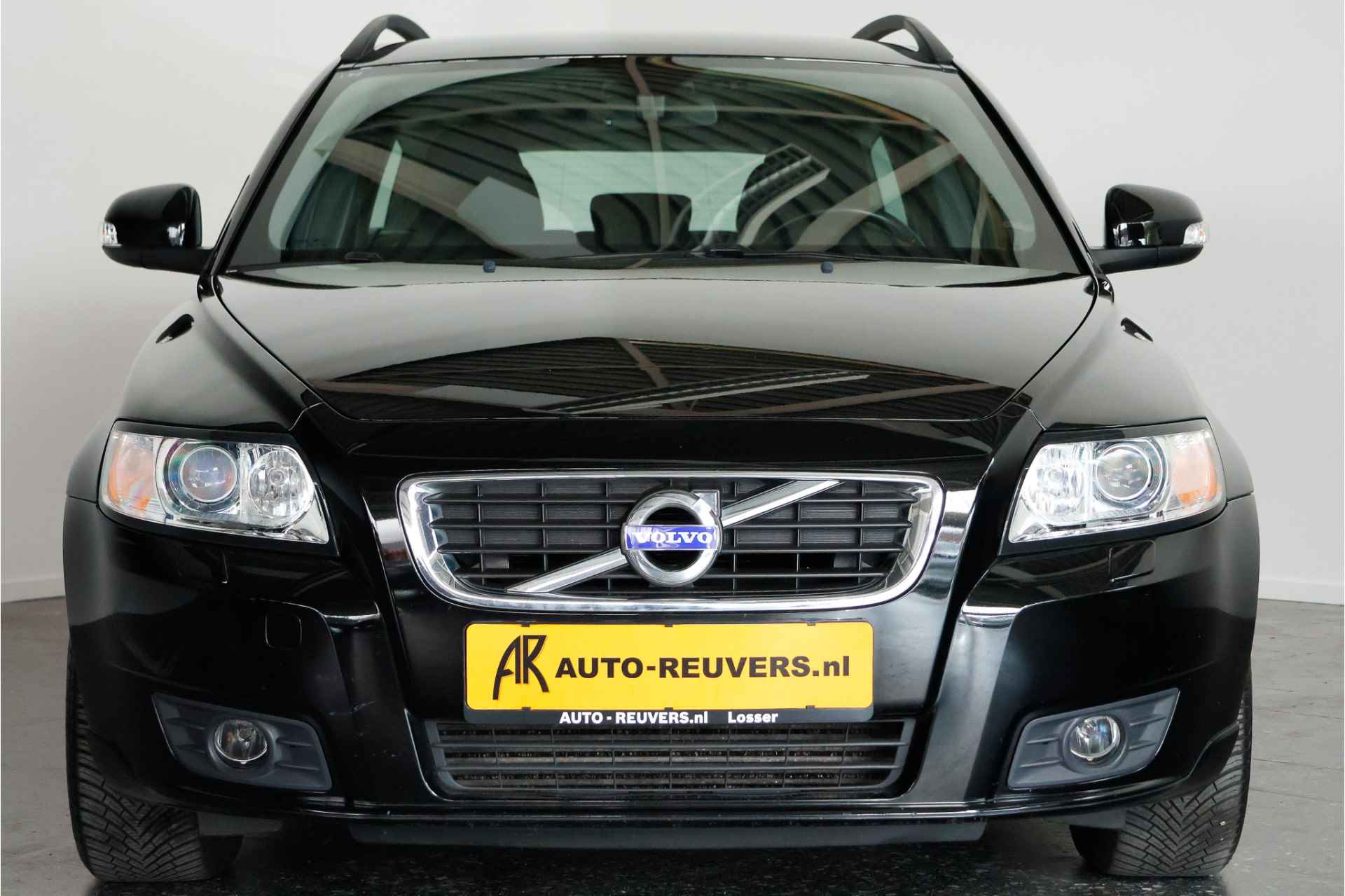 Volvo V50 1.6 D2 Business Edition / Bi-Xenon / Clima / Cruisecontrol / Bluetooth - 7/25