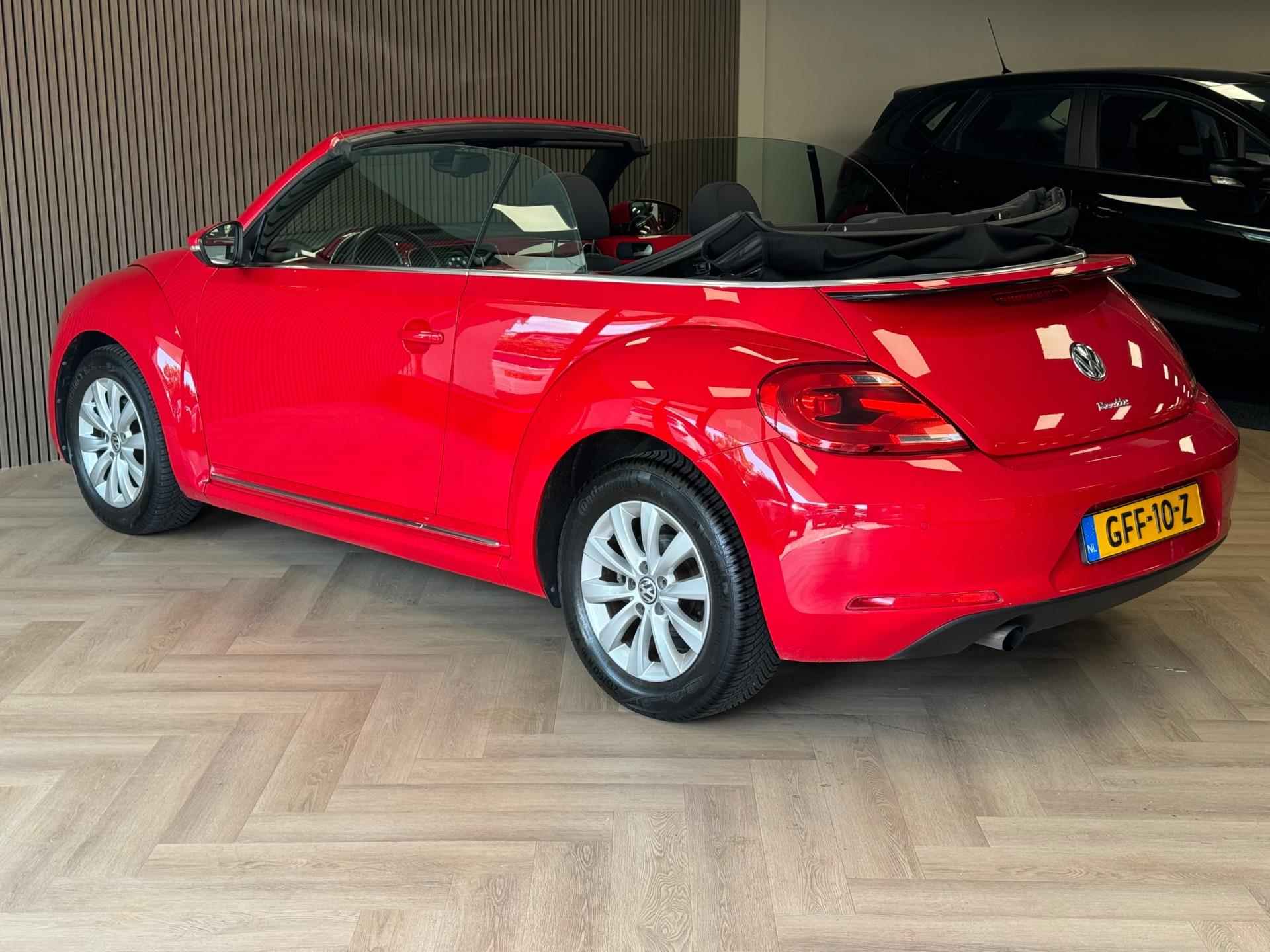 Volkswagen Beetle Cabriolet 1.2 TSI Design Soft-Top AIRCO CRUISE PDC NAVIGATIE STOELVERWARMING - 12/40