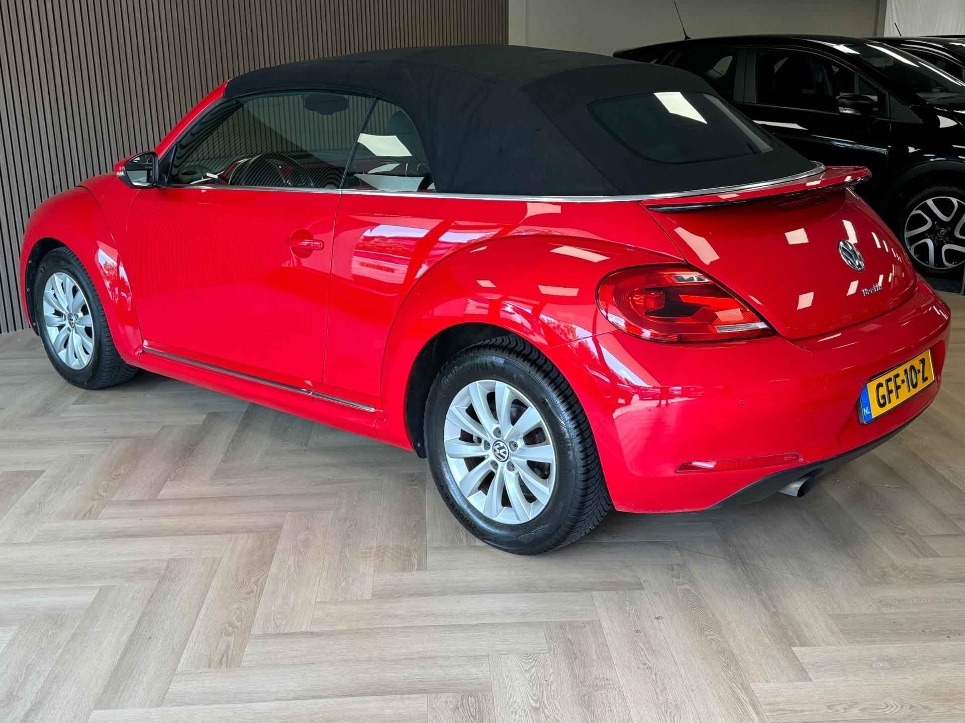 Volkswagen Beetle Cabriolet 1.2 TSI Design Soft-Top AIRCO CRUISE PDC NAVIGATIE STOELVERWARMING - 39/40