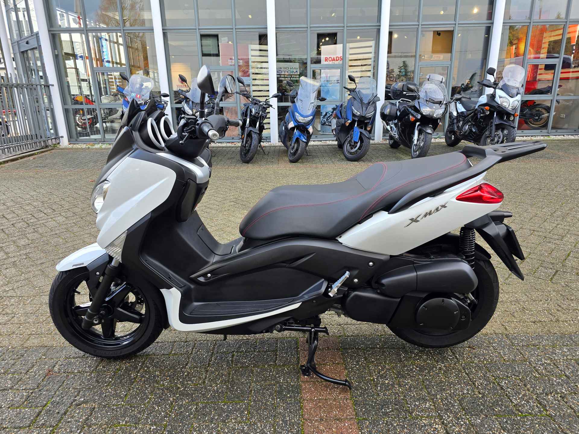 Yamaha XMAX 250 ABS - 3/21