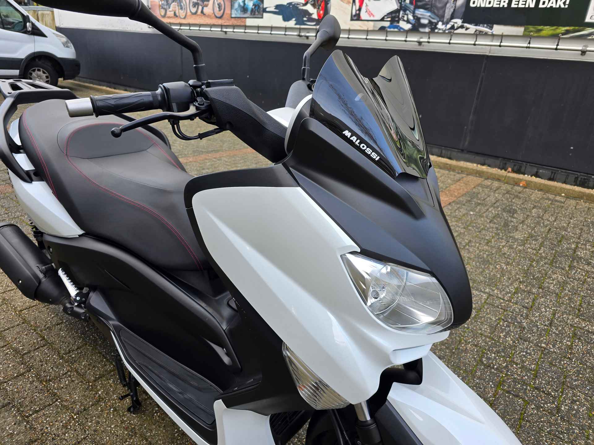 Yamaha XMAX 250 ABS - 8/21