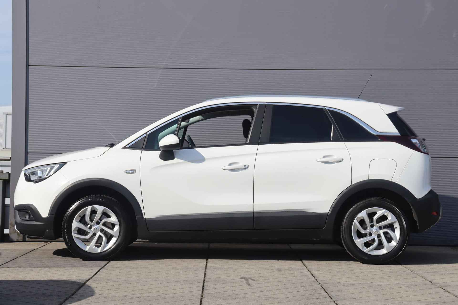 Opel Crossland X 1.2 Turbo Innovation Aut. / Navigatie / Camera / Stoel-stuurverwarming - 2/47