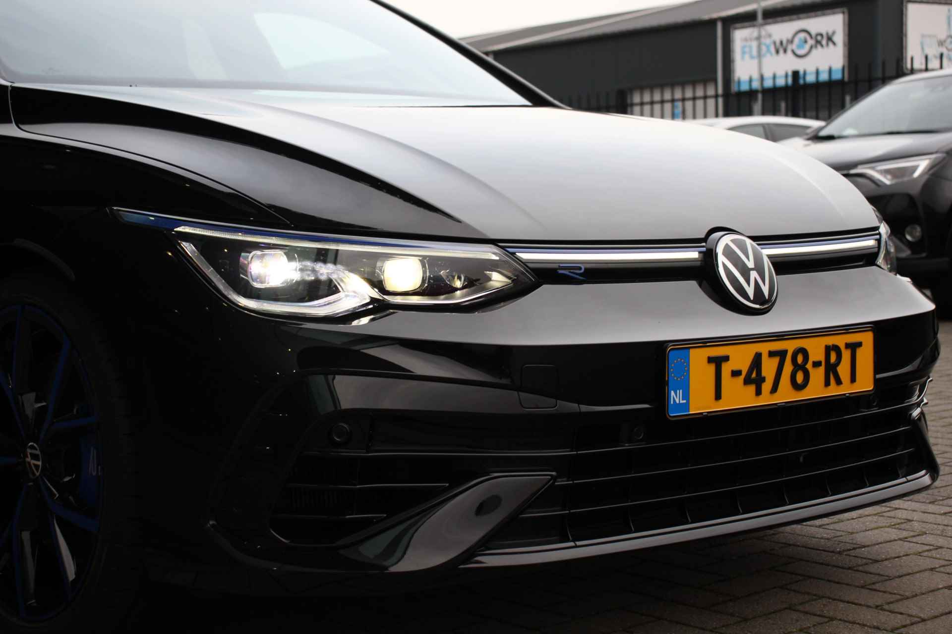 Volkswagen Golf 2.0 TSI 4MOTION R 20 Jahre | 333PK | LEDER | HEADUP | H/K | NP €90.905 | Direct leverbaar! - 46/51
