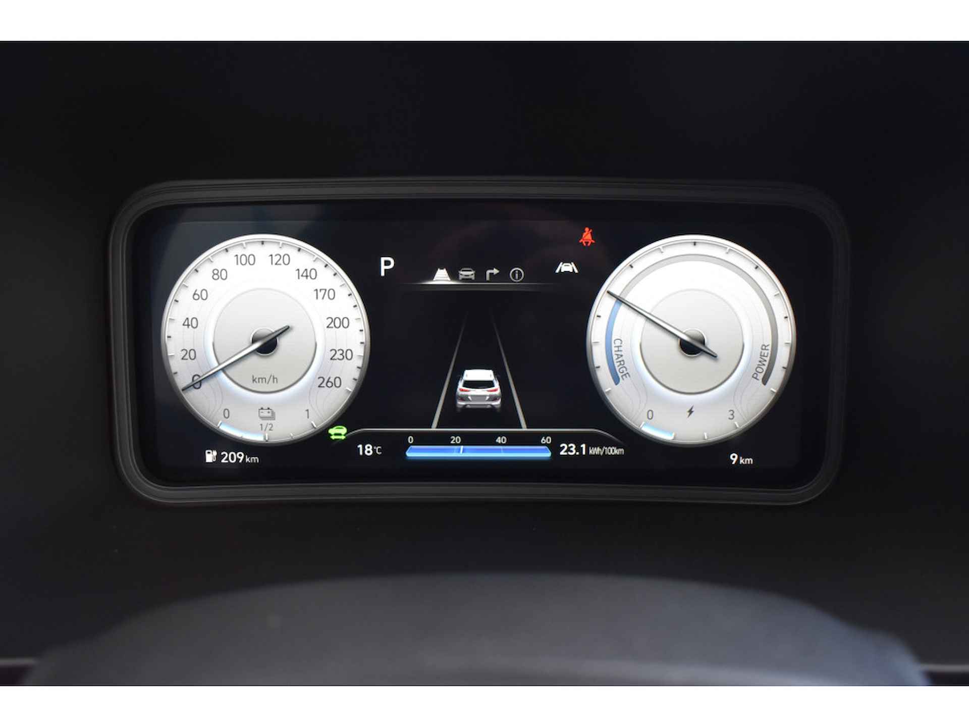 Hyundai KONA EV Fashion 64 kWh EV FASHION 64 KWH VAN € 46.090,00 VOOR € 38.630,- | UIT VOORRAAD LEVERBAAR - 15/29