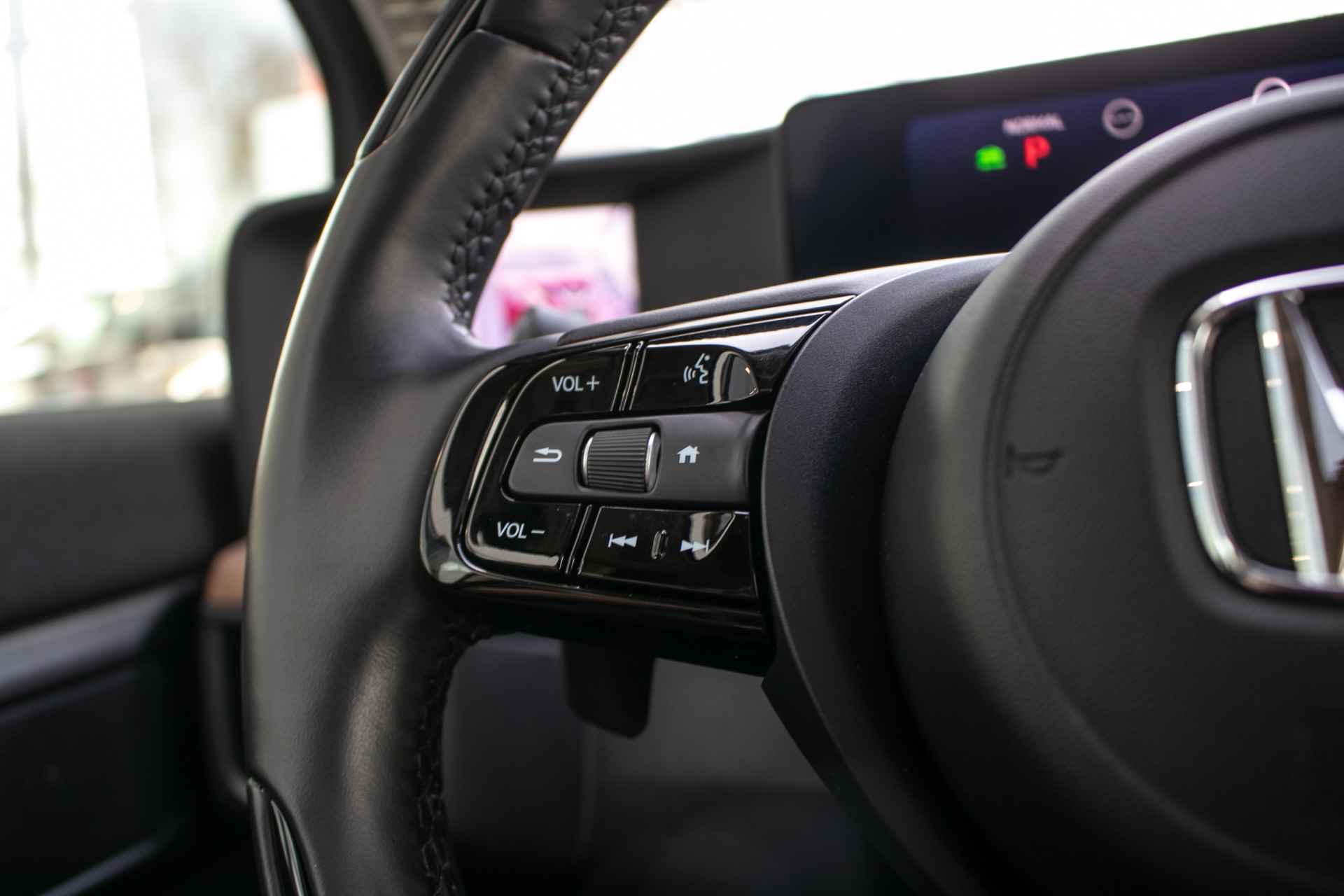 Honda E Advance 17" - All in rijklaarprijs | 360 Camera | Panoramadak | Dealer ond. - 40/50