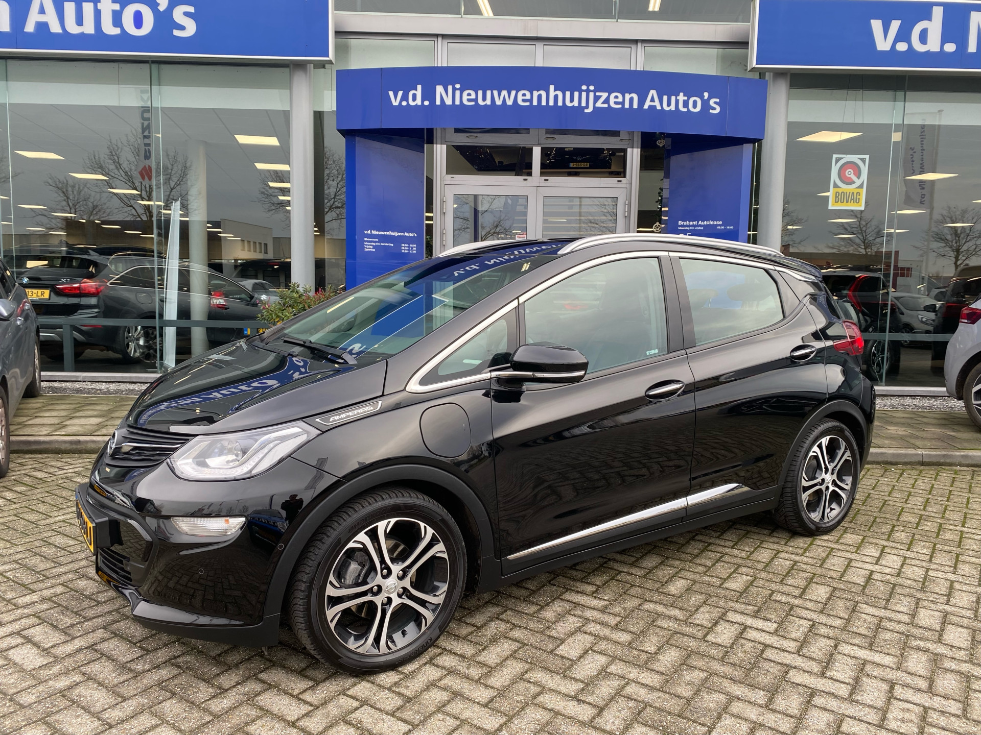 Opel Ampera-E Business Executive 60 kWh Leder | Stoel-stuurverwarming | Apple Car Play Info Daan 0492-588964