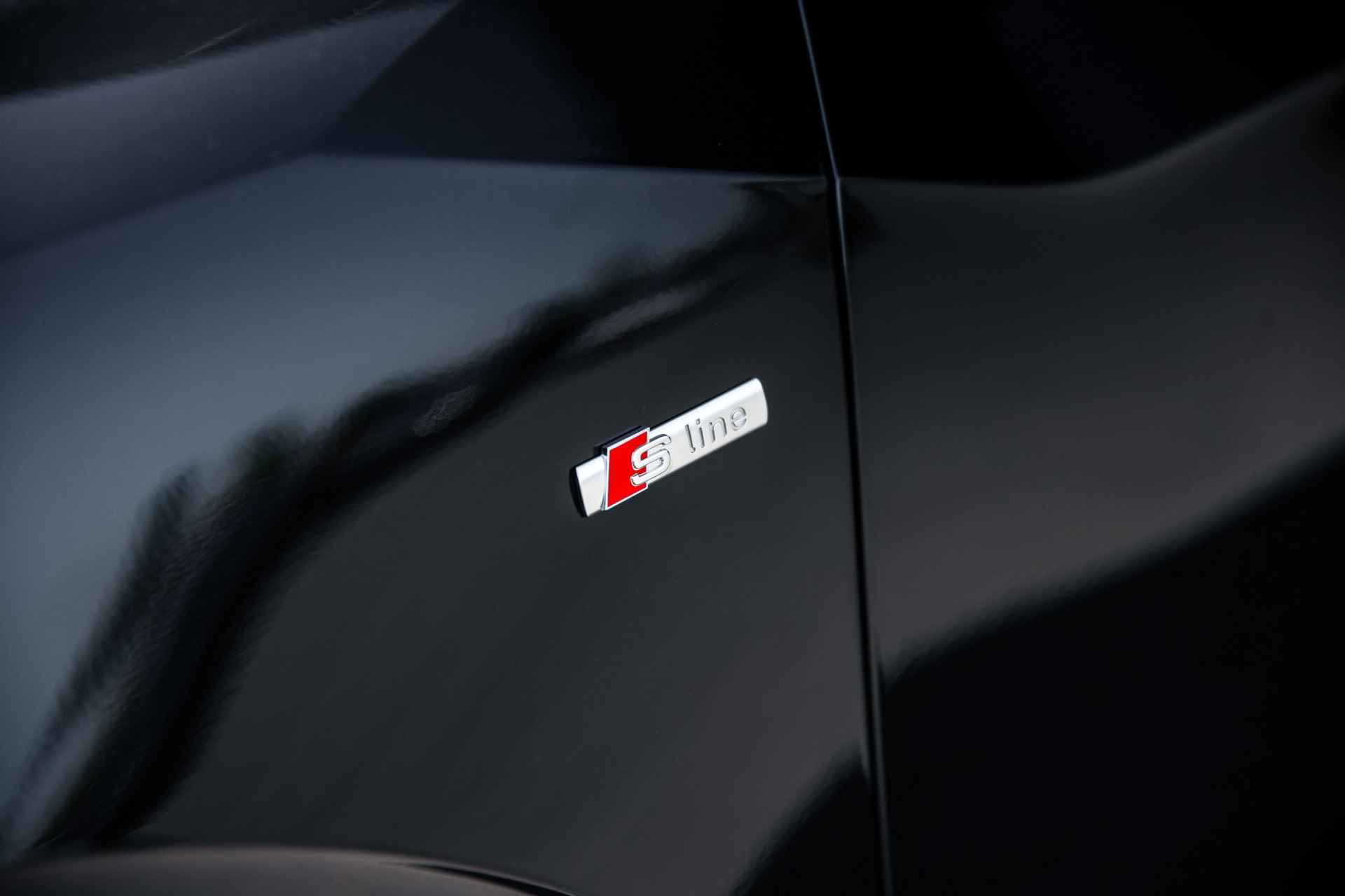 Audi Q2 35 TFSI S Edition | Zwart optiek | Adaptive cruise | Privacy glass - 20/54