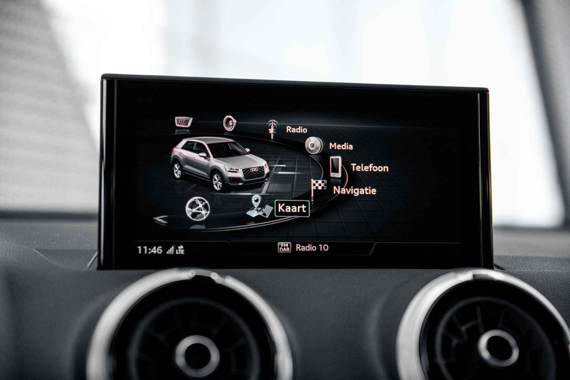 Audi Q2 35 TFSI S Edition | Zwart optiek | Adaptive cruise | Privacy glass - 47/54