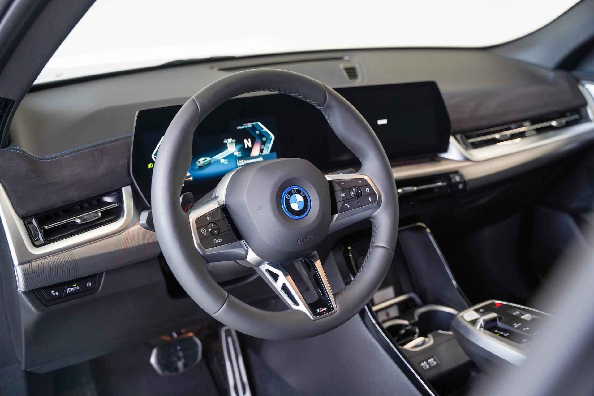 BMW iX2 eDrive20 M Sportpakket Pro - 3/20