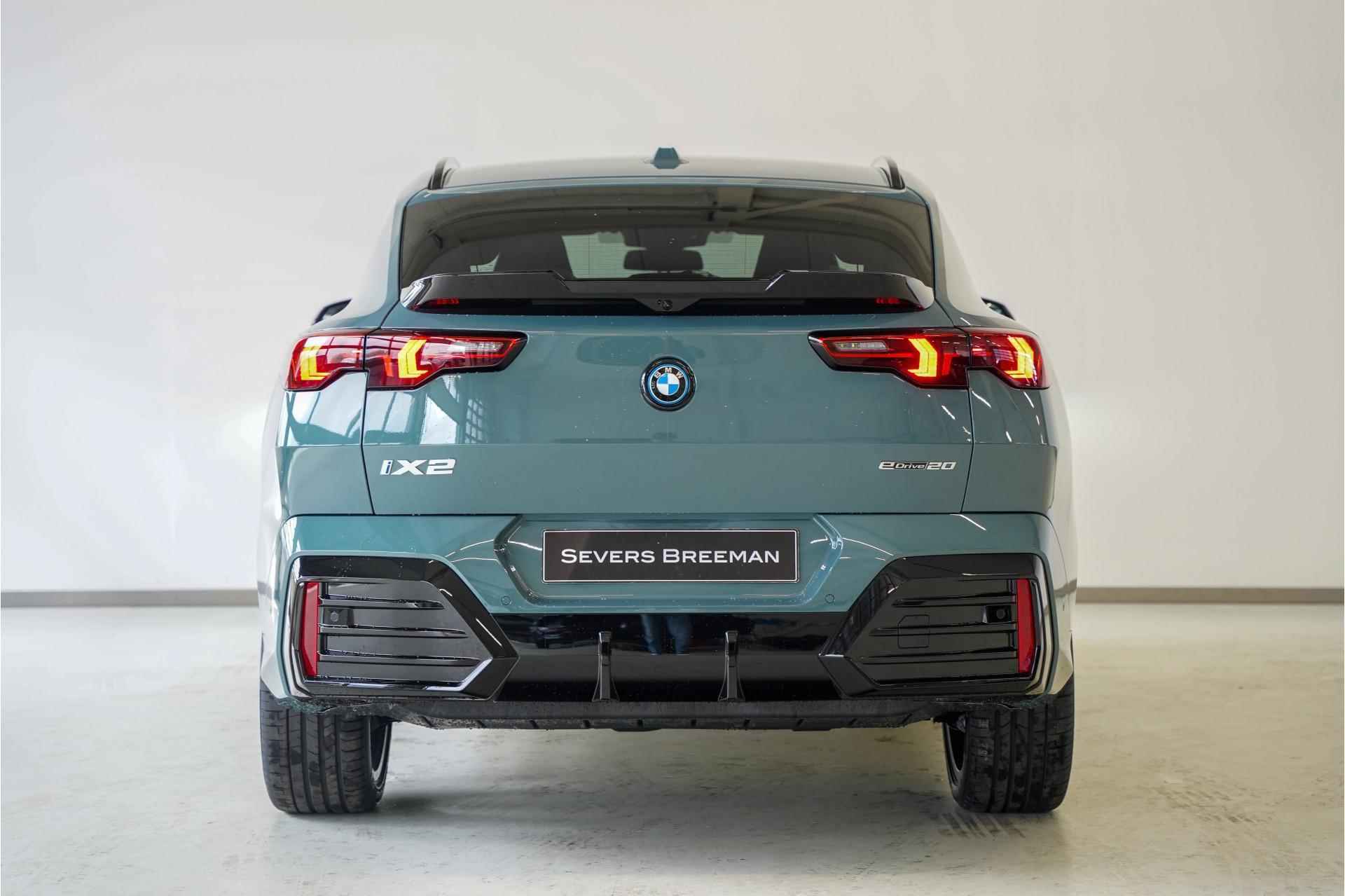 BMW iX2 eDrive20 M Sportpakket Pro - 9/20