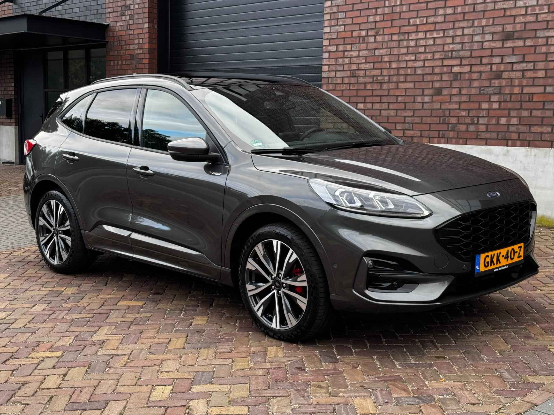 Ford Kuga 2.5 PHEV ST-Line X / 225 PK / Panoramadak / Adaptive Cruise / Navi + Camera / Elek. Achterklep / Stoel + Stuurverwarming - 6/61