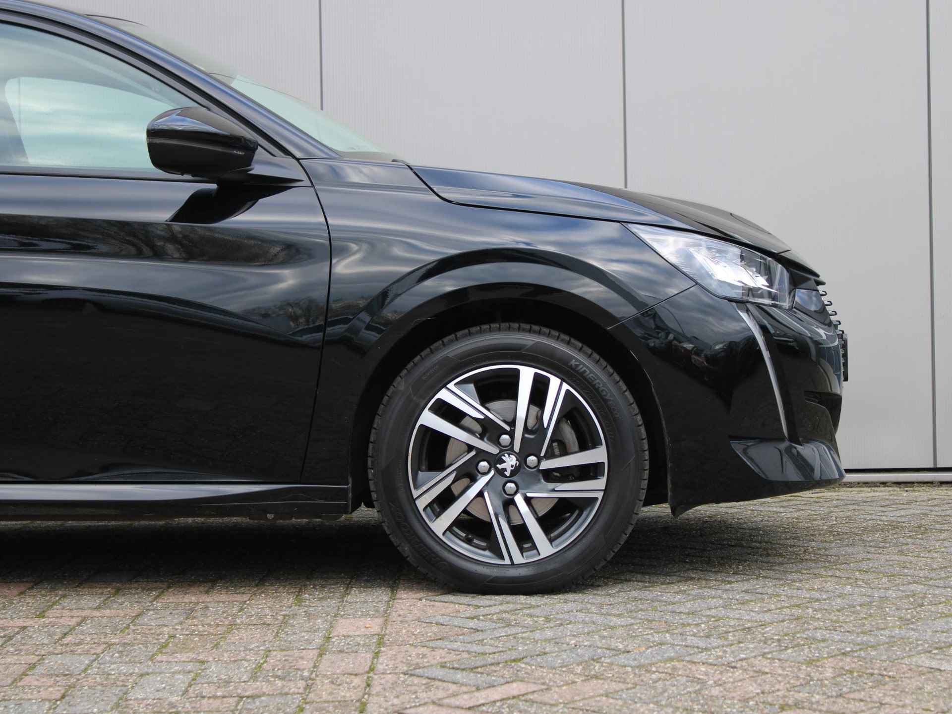 Peugeot 208 1.2 PureTech Allure Automaat | Navi / Camera / Climate - 22/26