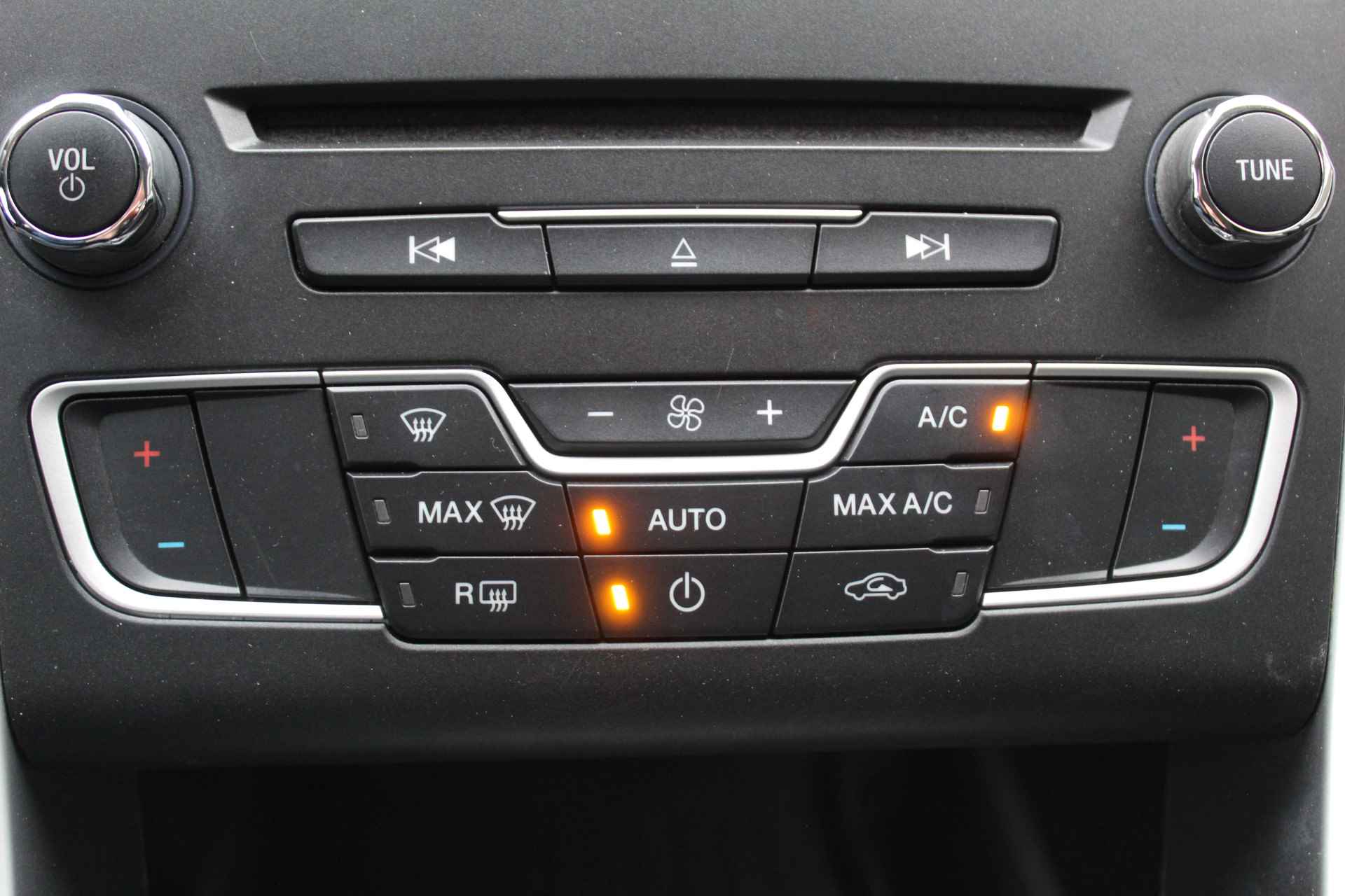 Ford Mondeo Wagon 1.0 EcoBoost Trend , 1e Eigenaar Climate control , Cruise control , Navigatie , Trekhaak Parkeersensoren V+A , Bluetooth , - 20/46