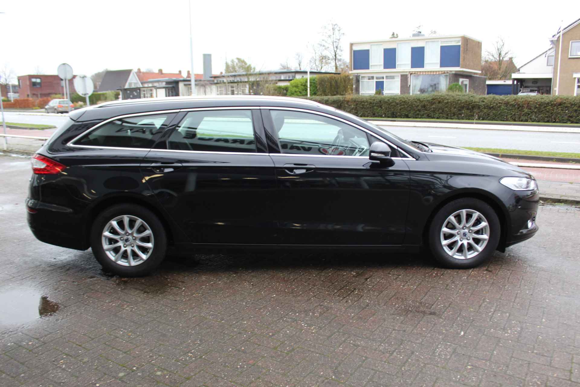 Ford Mondeo Wagon 1.0 EcoBoost Trend , 1e Eigenaar Climate control , Cruise control , Navigatie , Trekhaak Parkeersensoren V+A , Bluetooth , - 41/46