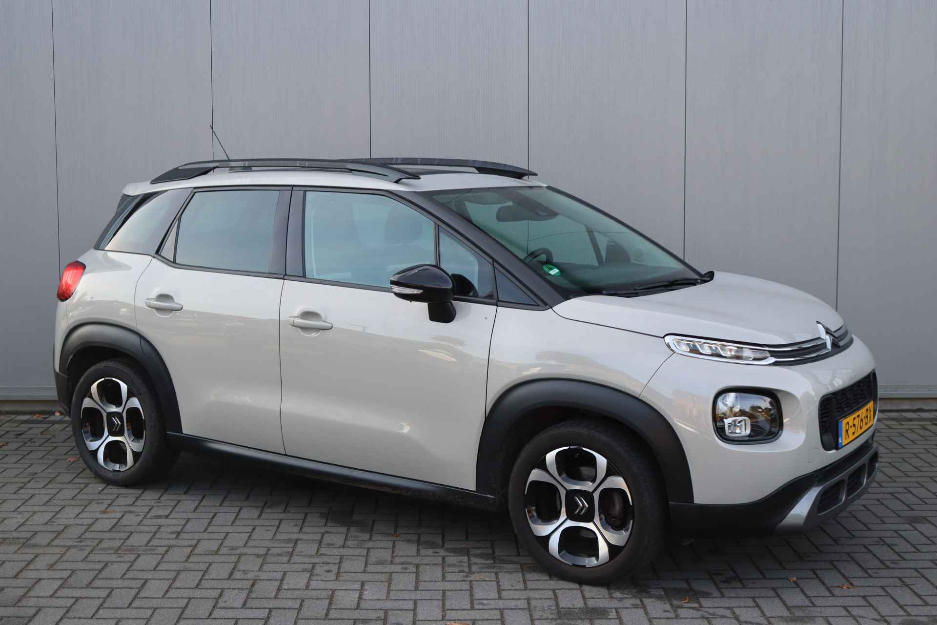 Citroën C3 Aircross 1.2 PureT. Automaat Shine Navigatie/Trekhaak/Open-Dak/Parkeerhulp/Cruise-Control - 2/33