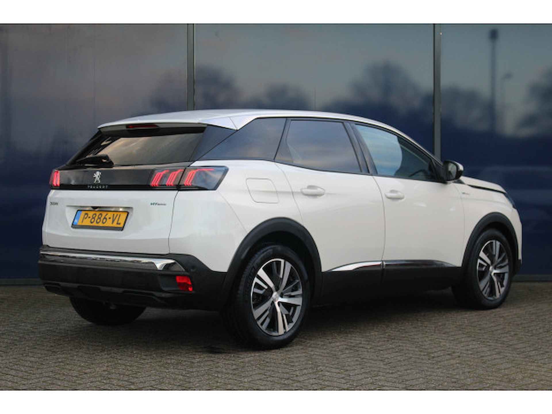 Peugeot 3008 1.6 HYbrid 225 Blue Lease Allure | Carplay | Camera | Dodehoek | Navi | Cruise - 2/46