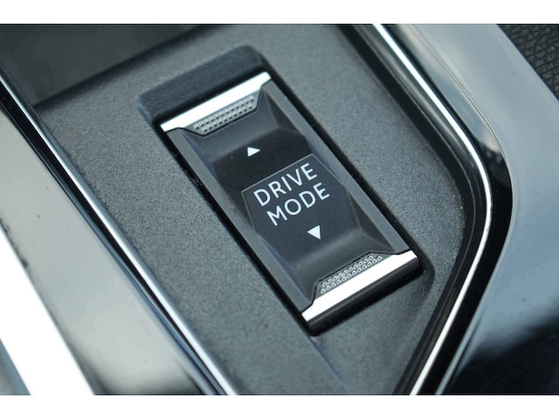 Peugeot 3008 1.6 HYbrid 225 Blue Lease Allure | Carplay | Camera | Dodehoek | Navi | Cruise - 34/46