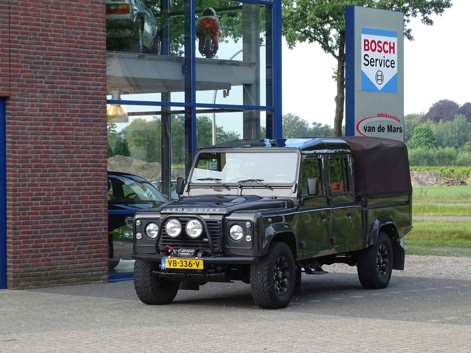 Land Rover Defender 2.2 D 130" S Crew Cab - 2/45