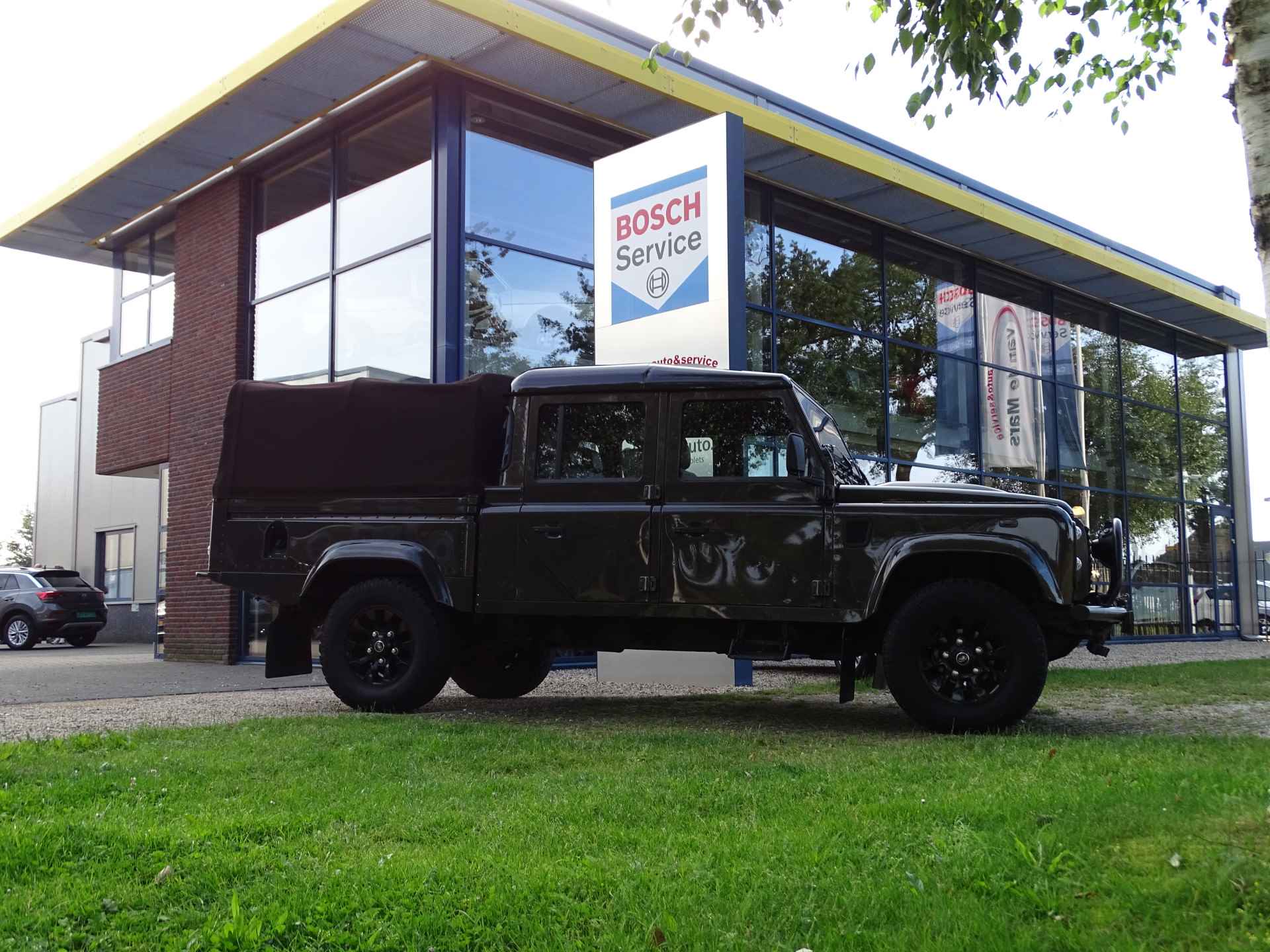 Land Rover Defender 2.2 D 130" S Crew Cab - 3/45