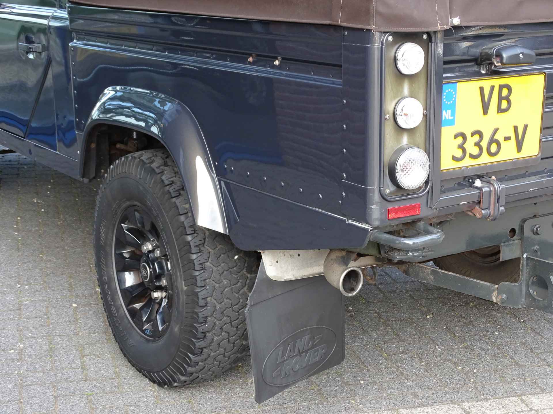 Land Rover Defender 2.2 D 130" S Crew Cab - 19/45