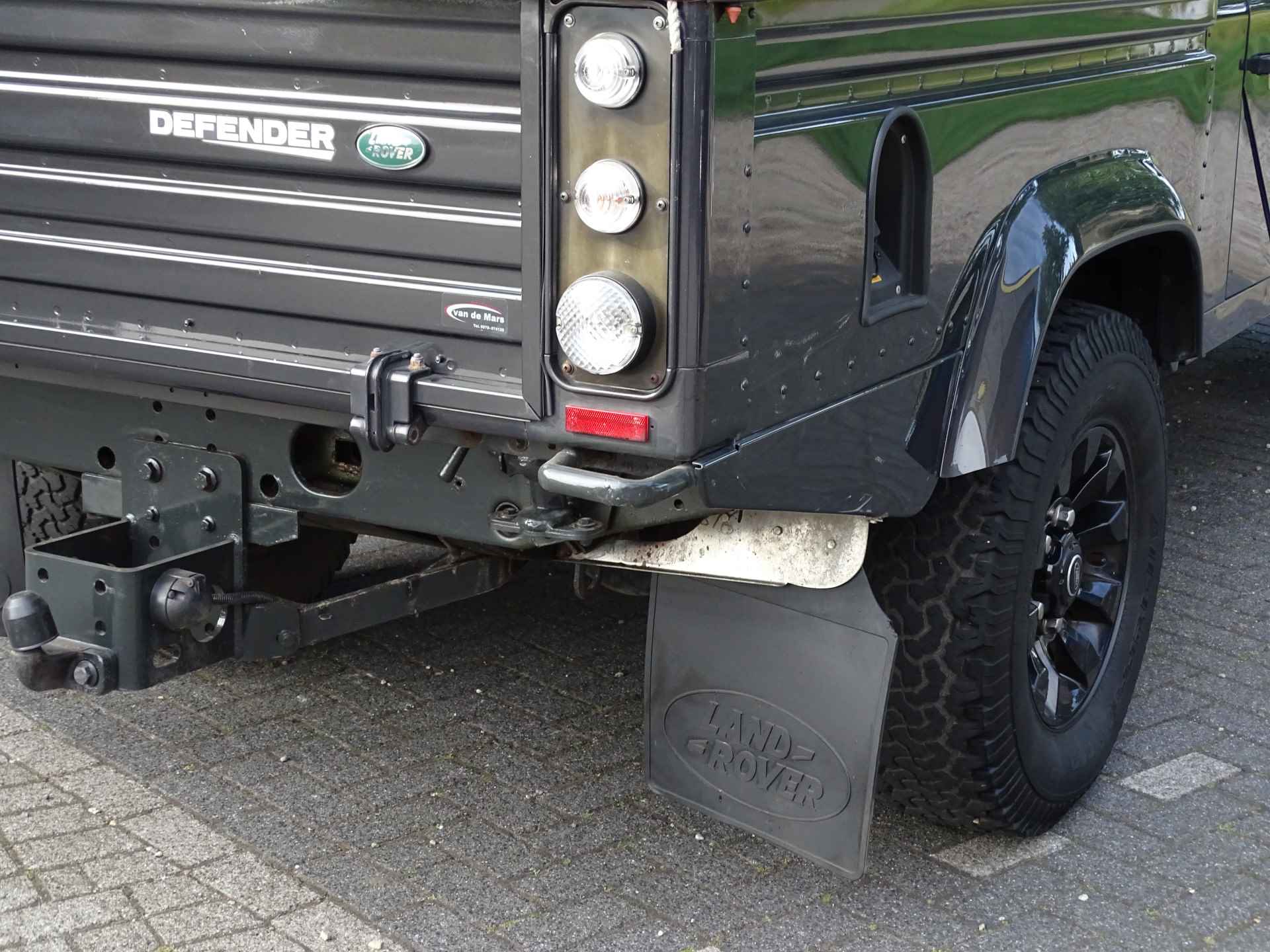 Land Rover Defender 2.2 D 130" S Crew Cab - 20/45